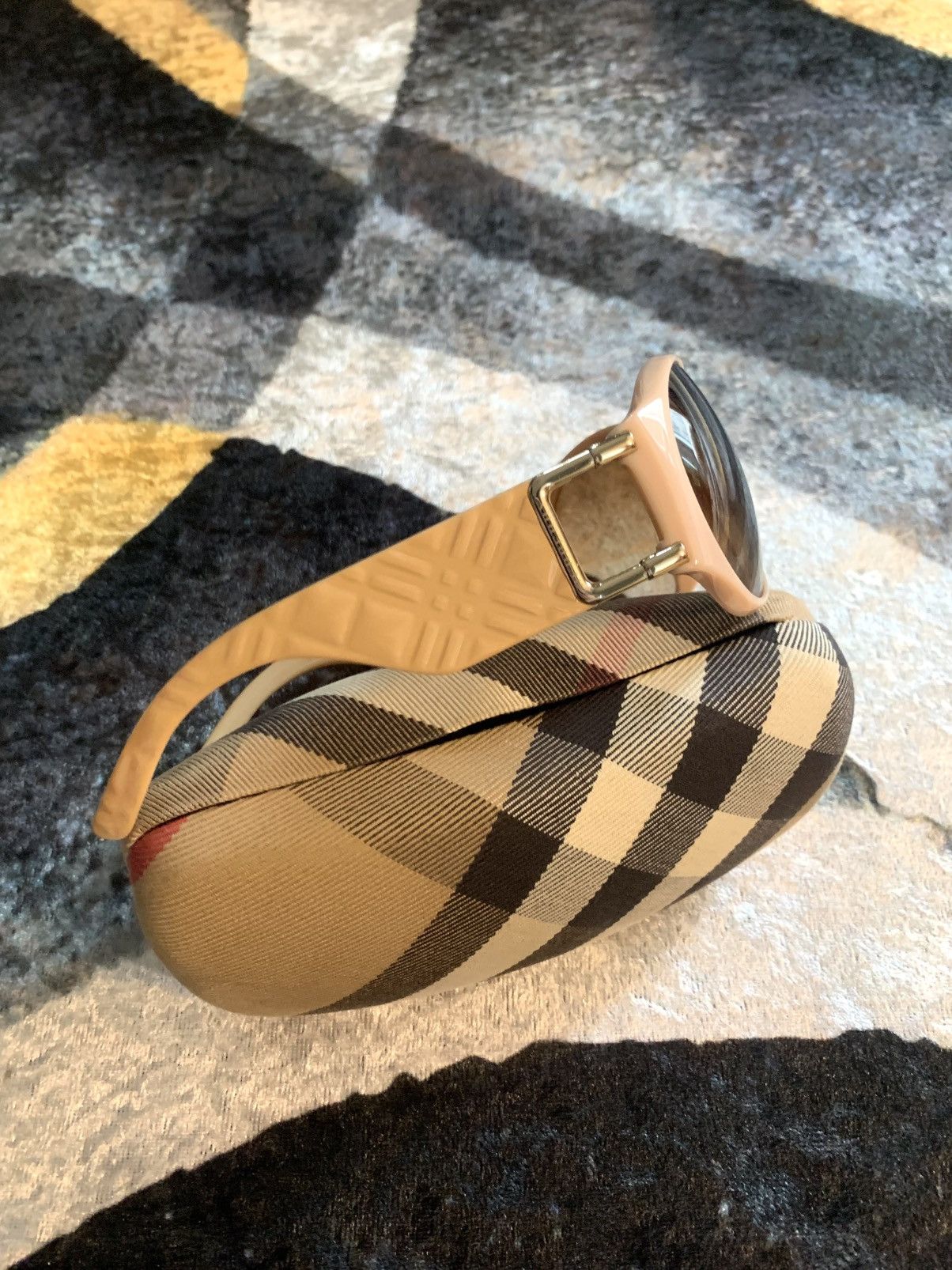 Burberry Burberry Sunglasses Pink Size ONE SIZE - 6 Thumbnail