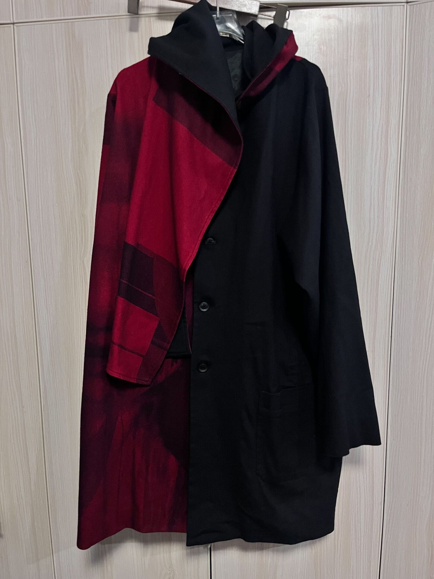 Yohji Yamamoto Yohji Yamamoto Red and Black Coat Size US S / EU 44-46 / 1 - 1 Thumbnail