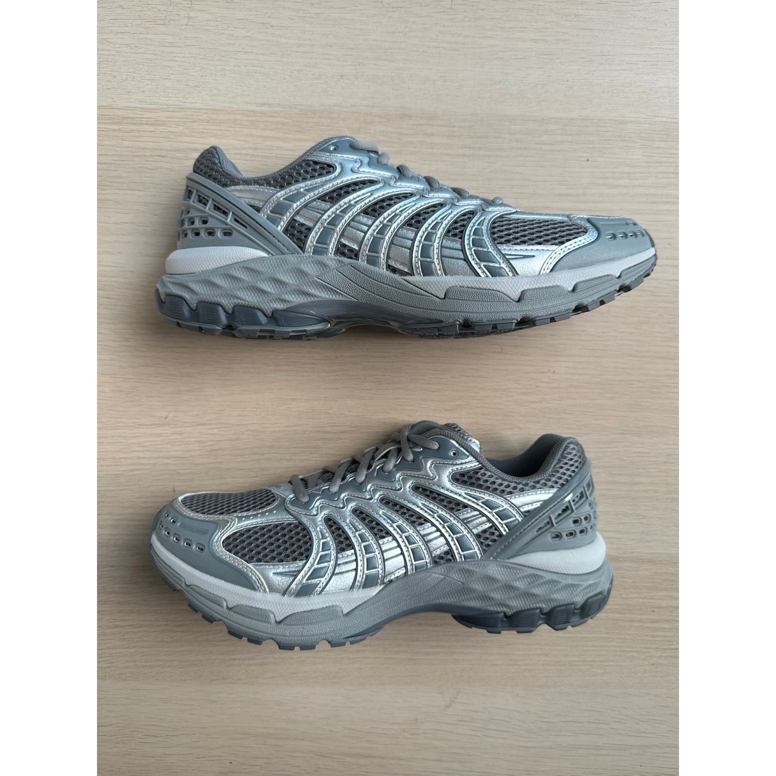 K-Swiss K-Swiss x Anwar Carrots Konejo Gray Sneaker - Size 9M New Size US 9 / EU 42 - 3 Thumbnail
