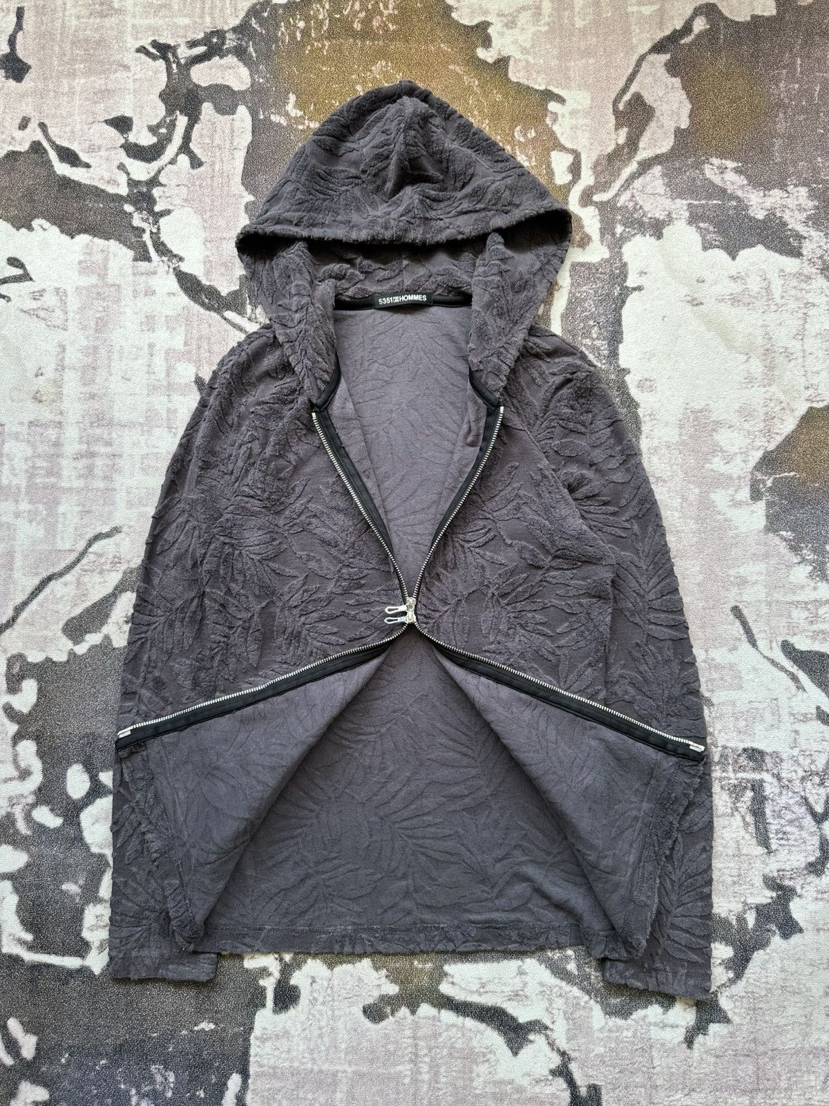 5351 POUR LES HOMMES 5351 Pour Les Hommes embossed fleece zipper hoodie Size US M / EU 48-50 / 2 - 5 Thumbnail