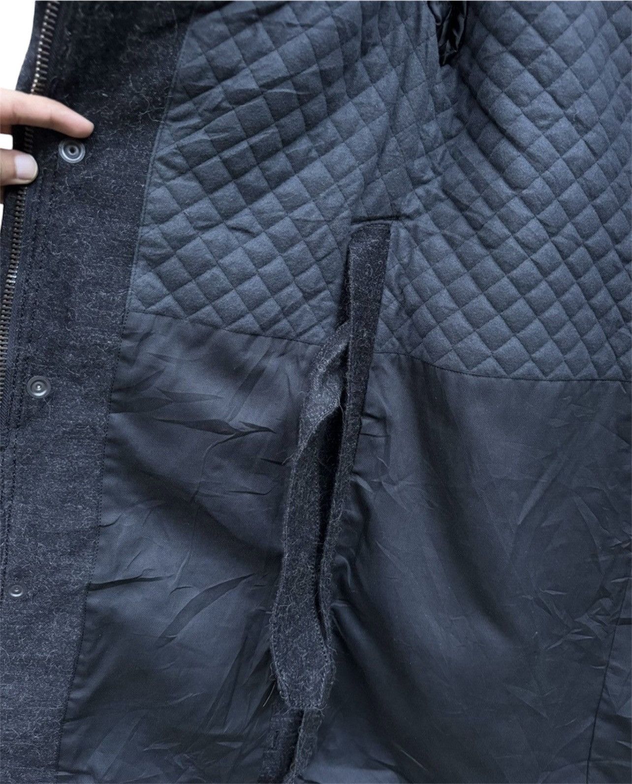Designer × Maison MIHARA YASUHIRO Miharayasuhiro Quilted Wool Coat with Detachable Scarf Size US S / EU 44-46 / 1 - 15 Thumbnail