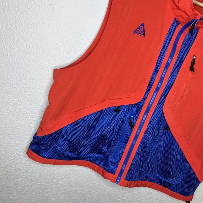 acg vest nike