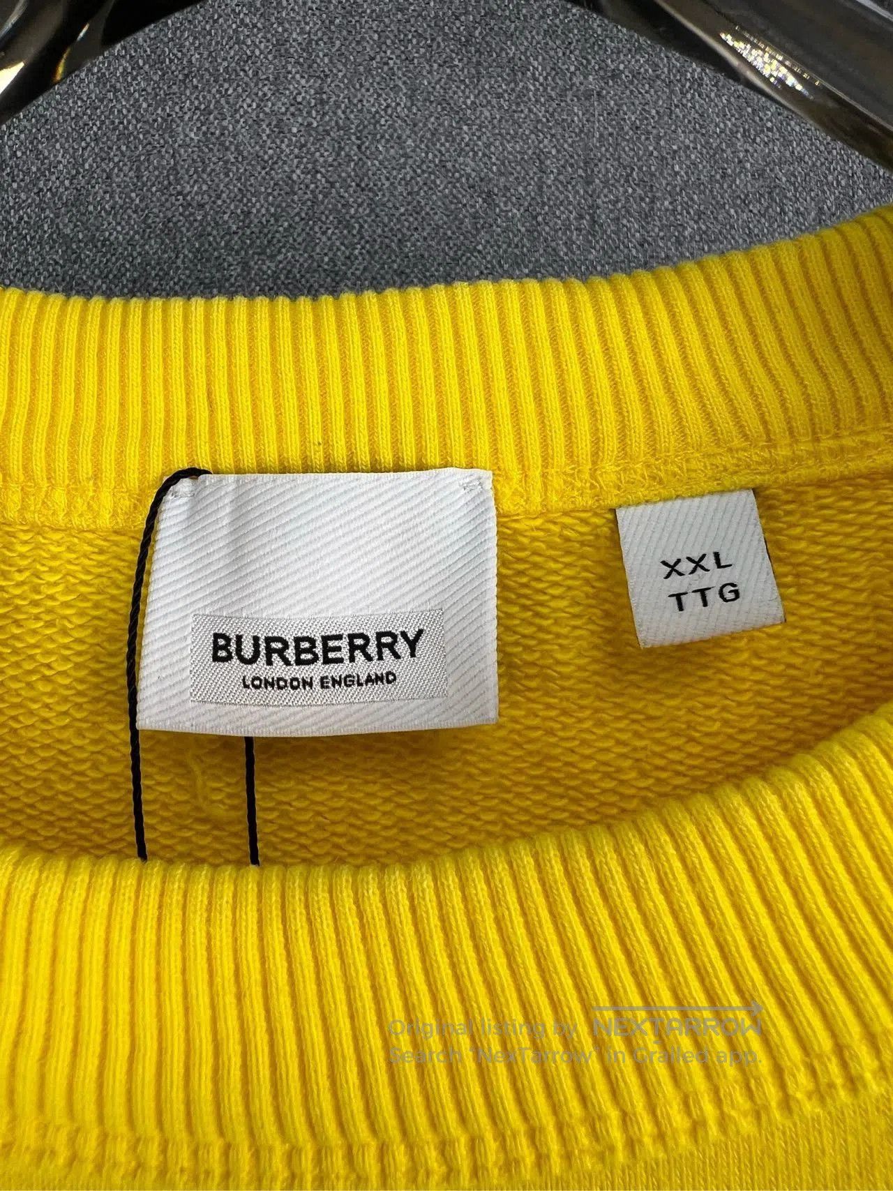Burberry Burberry Yellow Long. Size US XXL / EU 58 / 5 - 4 Thumbnail
