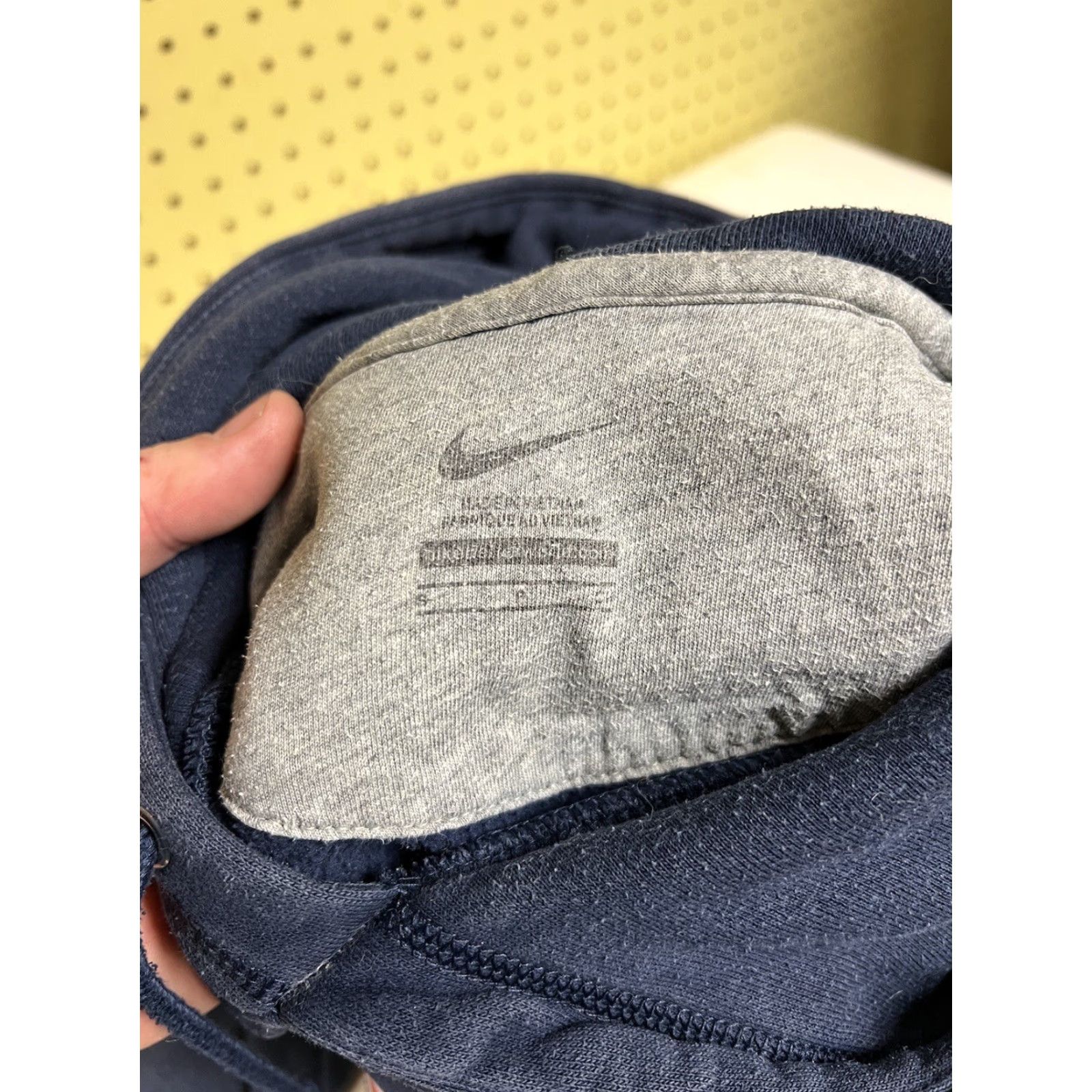 Nike VTG Nike University Hoodie Navy Blue Crew Neck S Small Embroidered Logo Pullover Mens College Sports USA Shirts Size US S / EU 44-46 / 1 - 4 Thumbnail