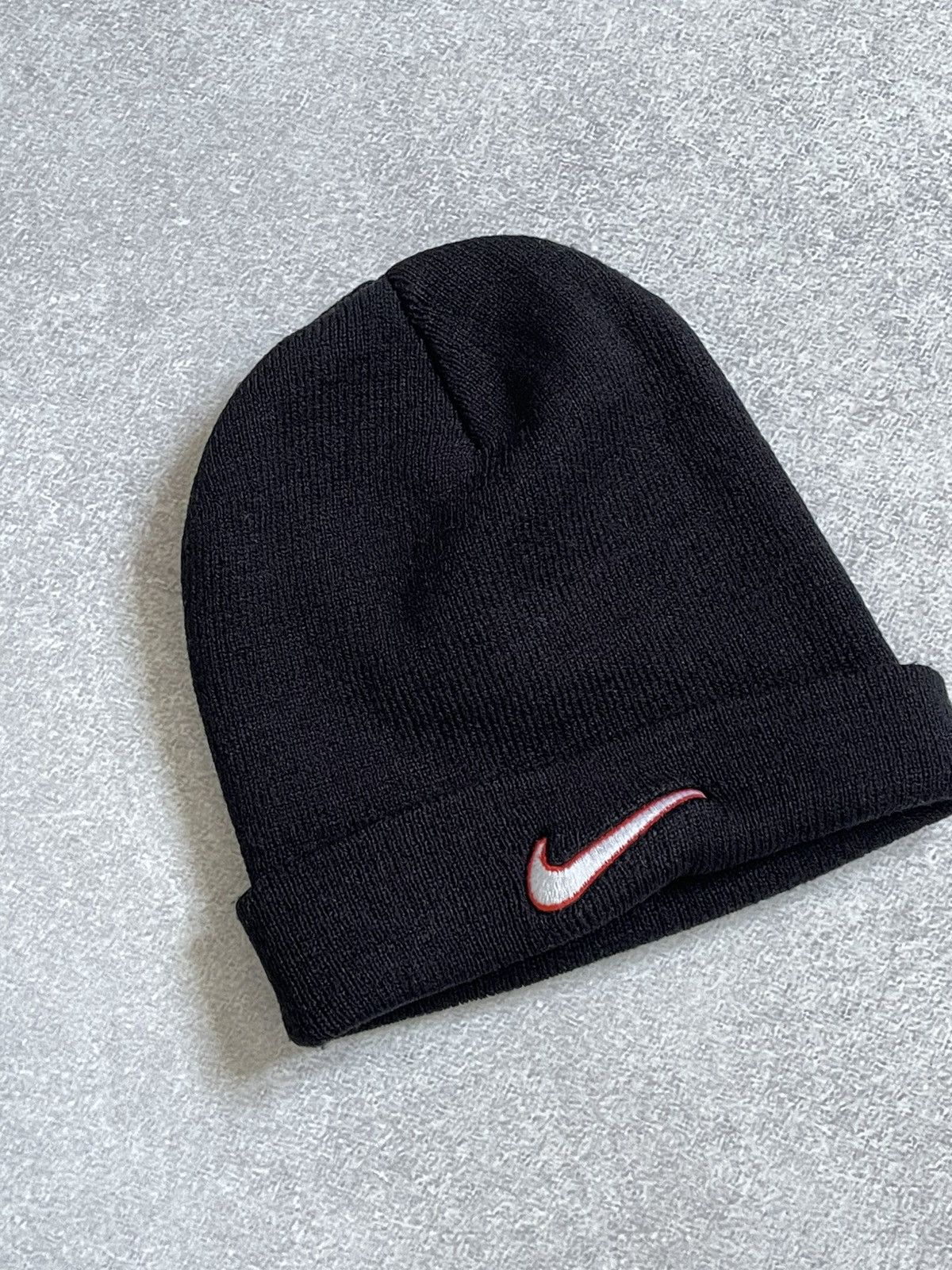 Nike 90's Vintage Nike Big Swoosh Logo Knitted Beanie Hat Size ONE SIZE - 2 Thumbnail