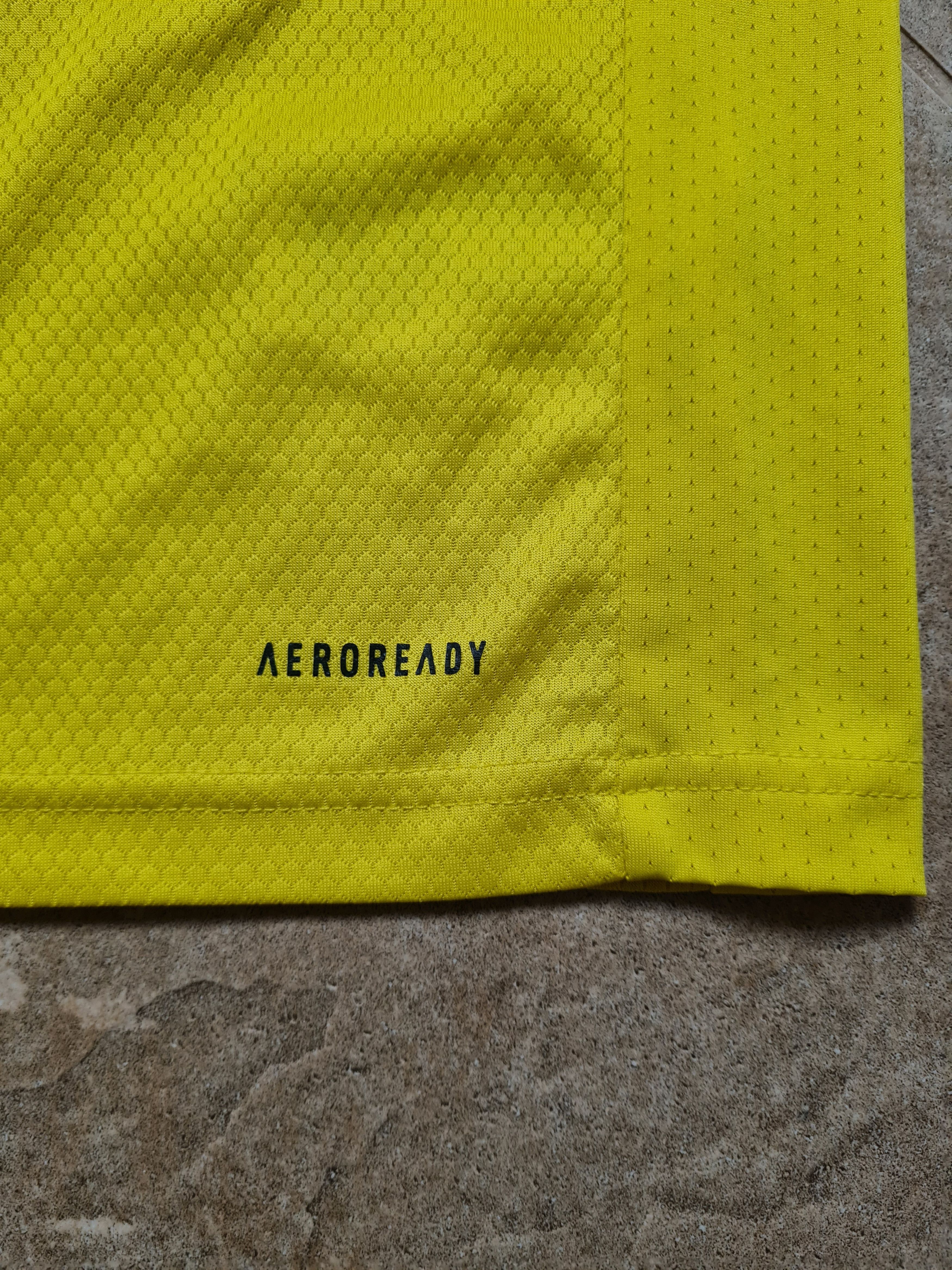 Adidas Sweden 2020-2021 Home Football Adidas Shirt Camiseta FH7613 Size US S / EU 44-46 / 1 - 4 Thumbnail