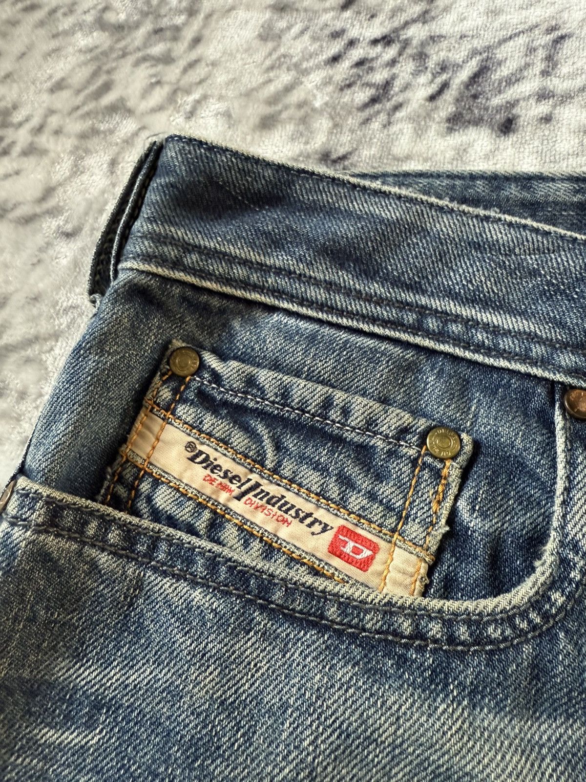 Diesel Diesel Fade Wash Zatiny Flared Jeans Italy Made Size US 34 / EU 50 - 22 Thumbnail