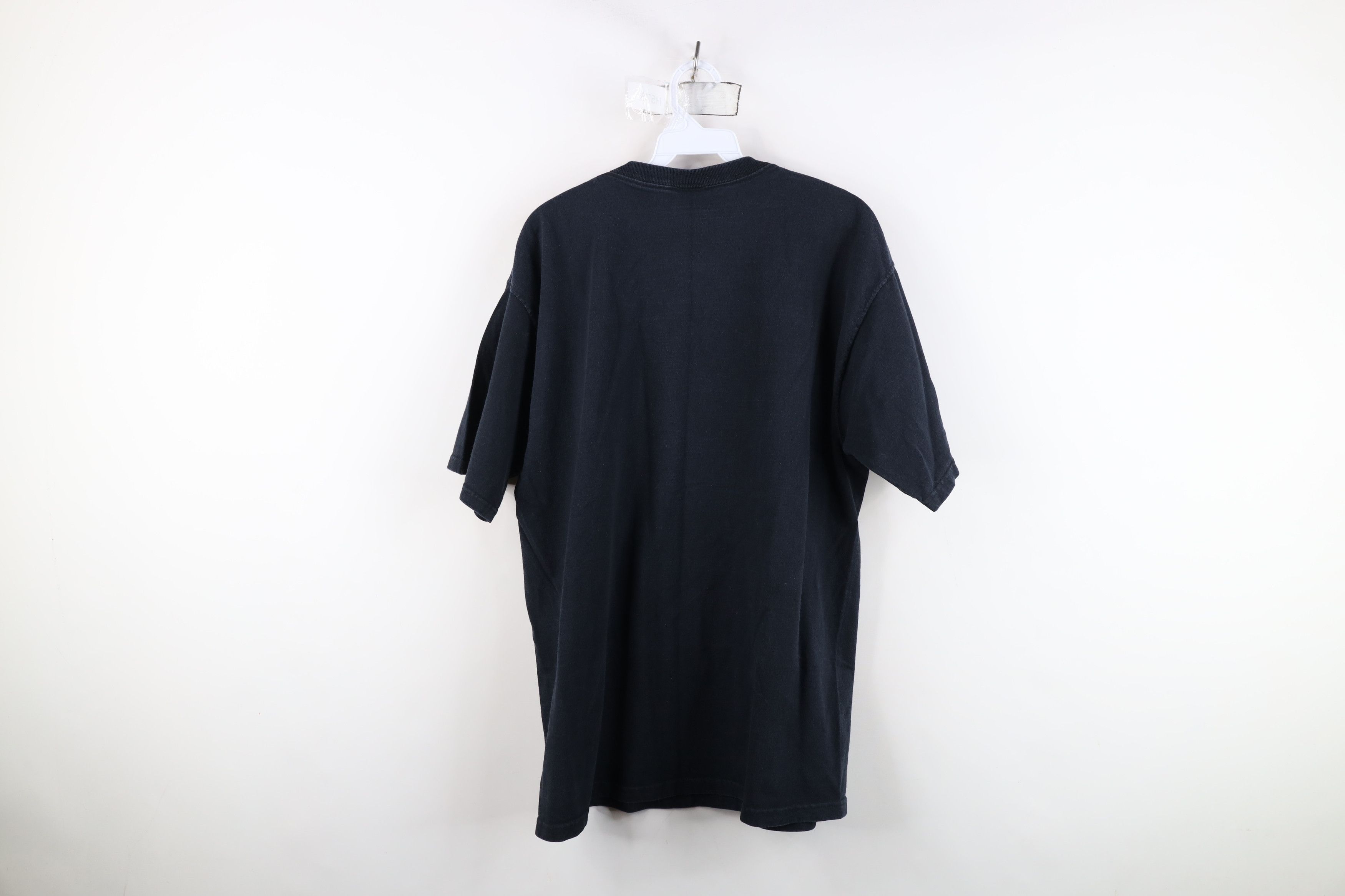 Vintage Vintage Streetwear Spell Butt Hut Pinup Girl T-Shirt Black Size US XL / EU 56 / 4 - 11 Thumbnail
