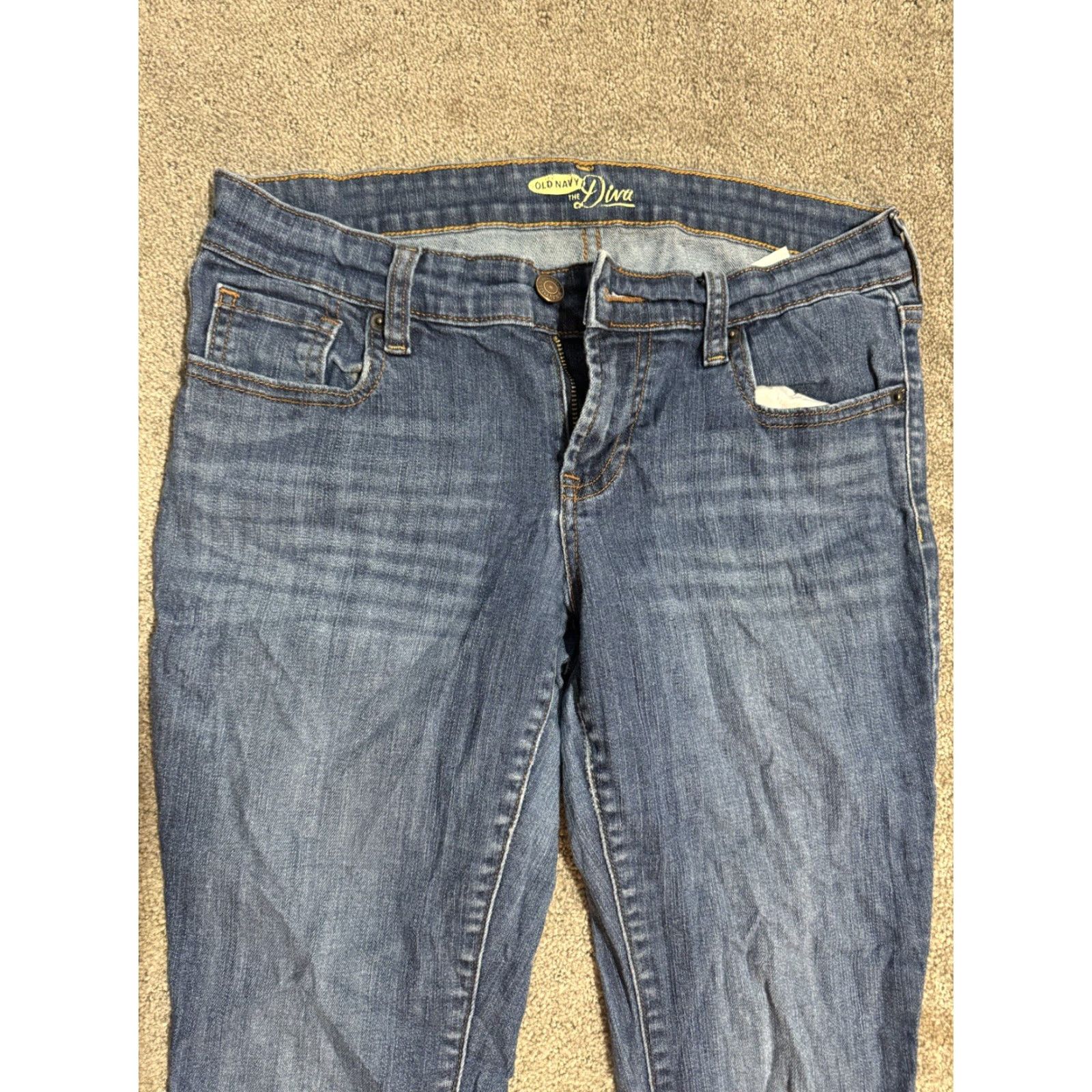 Old Navy VINTAGE Old Navy The Diva Low Rise Straight Leg Denim Women's 4 Regular Blue Distressed Size ONE SIZE - 3 Thumbnail