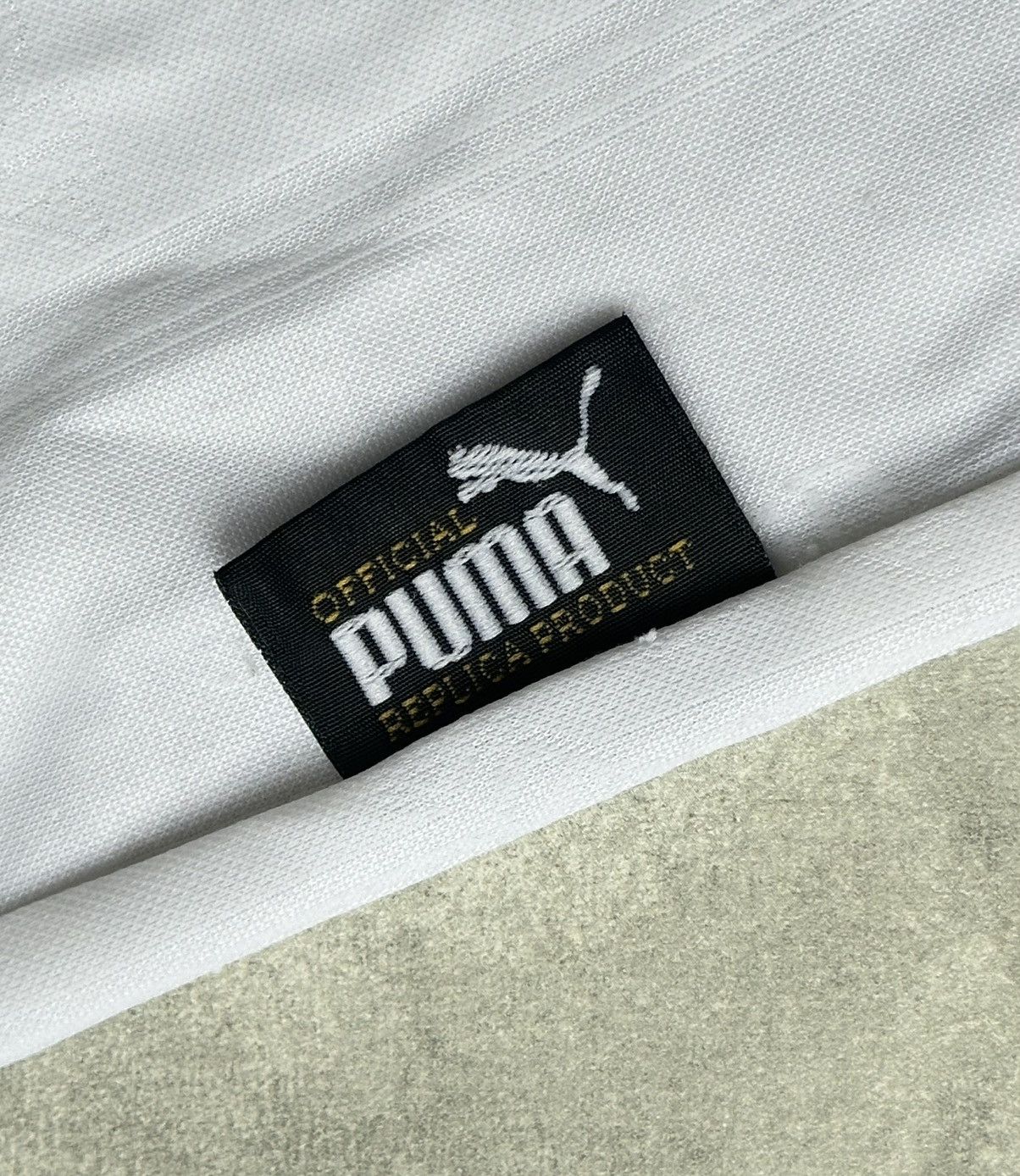 Puma Vintage Leeds United Shirt Puma Packard Bell Jersey Kids Size US M / EU 48-50 / 2 - 4 Thumbnail