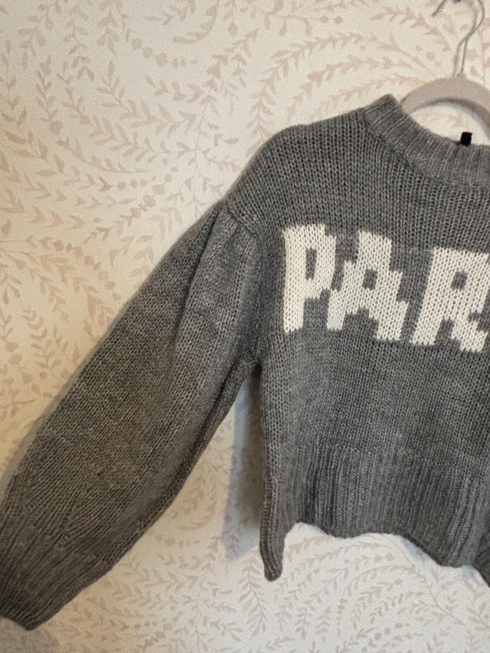 H&M NWOT HM Chic Oversized Sweater with Paris Graphic Size S / US 4 / IT 40 - 2 Thumbnail