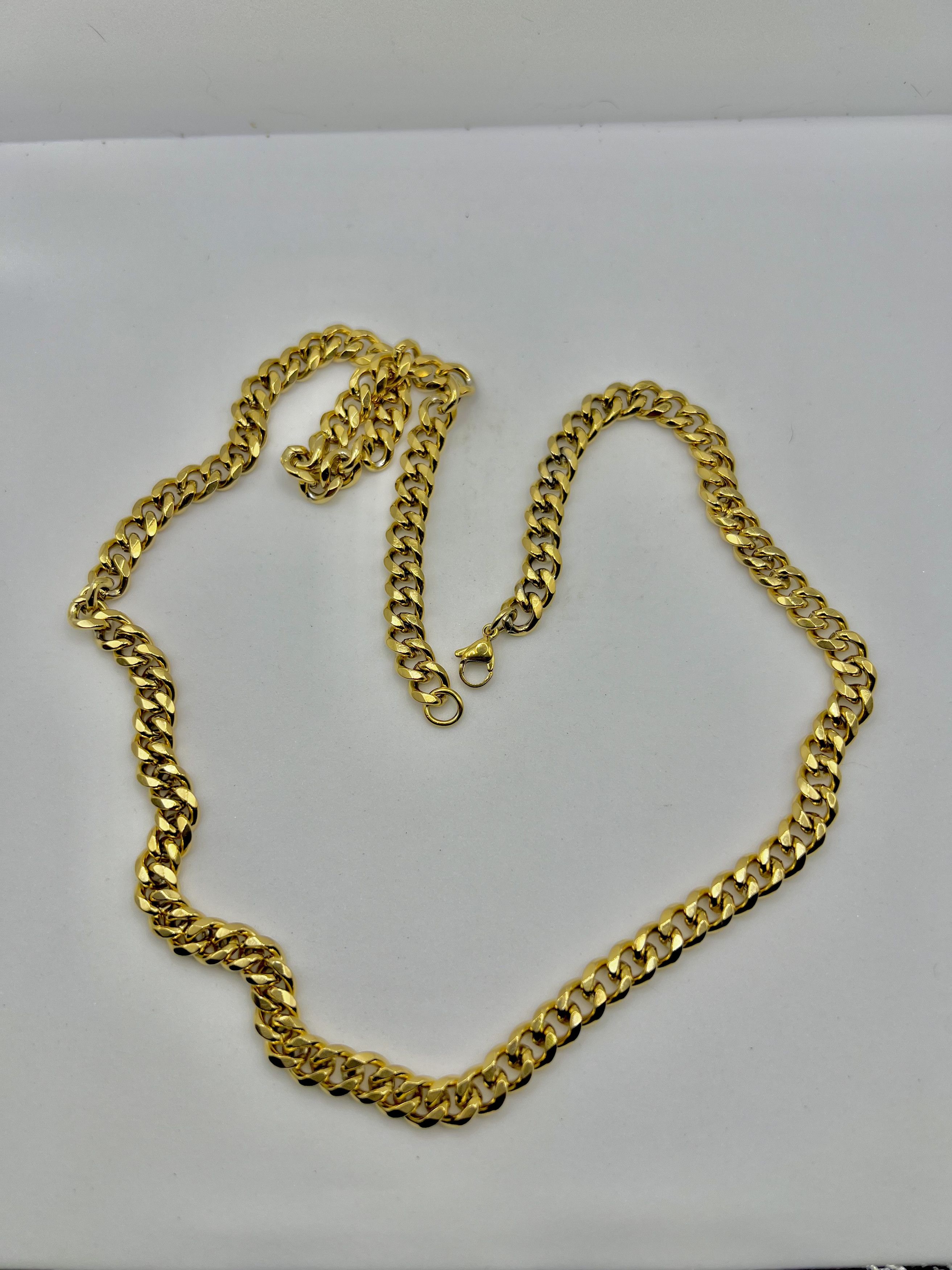 Other Cuban Gold Chain Necklace Size ONE SIZE - 4 Thumbnail