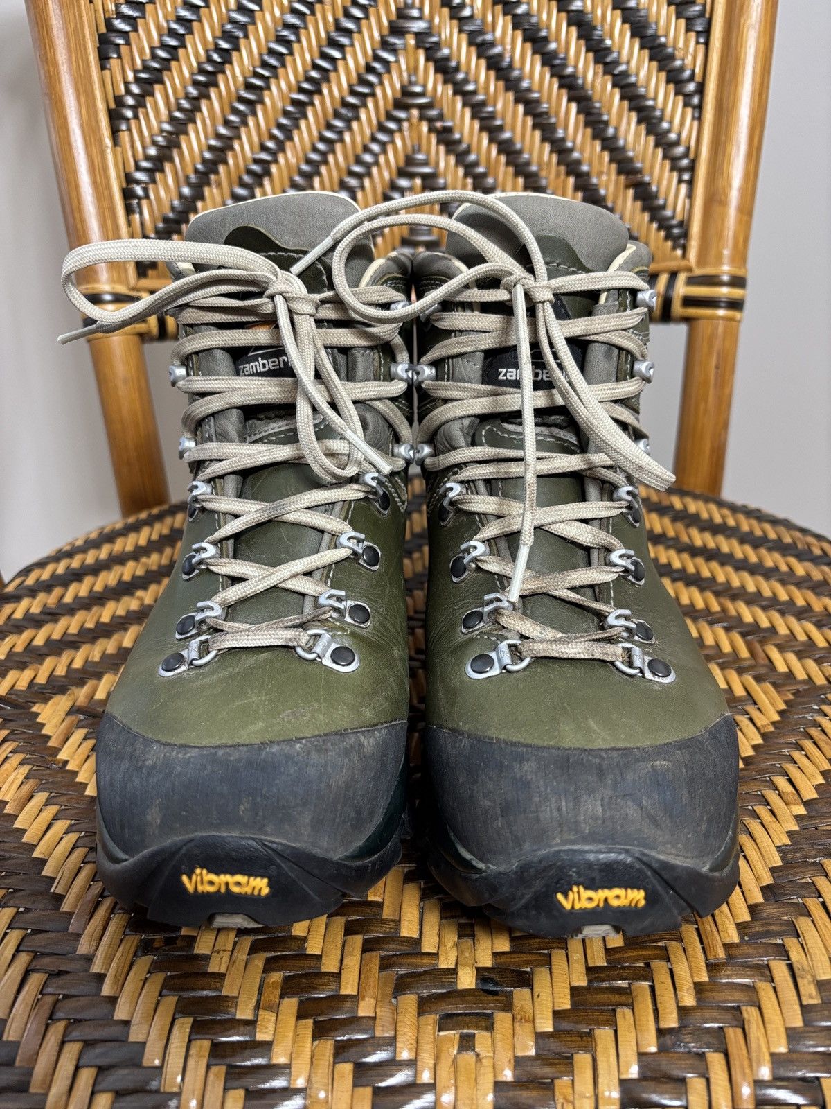 Other Zamberlan 1996 Vioz Lux GTX RR Leather Hiking Boots 39 6M/7W Size US 6 / EU 39 - 2 Thumbnail