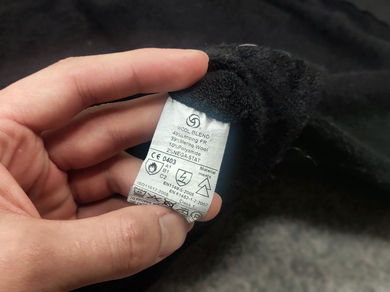 Other Devold shield zip Wool blend Pullover jacket Hiking Thermal Size US M / EU 48-50 / 2 - 15 Thumbnail