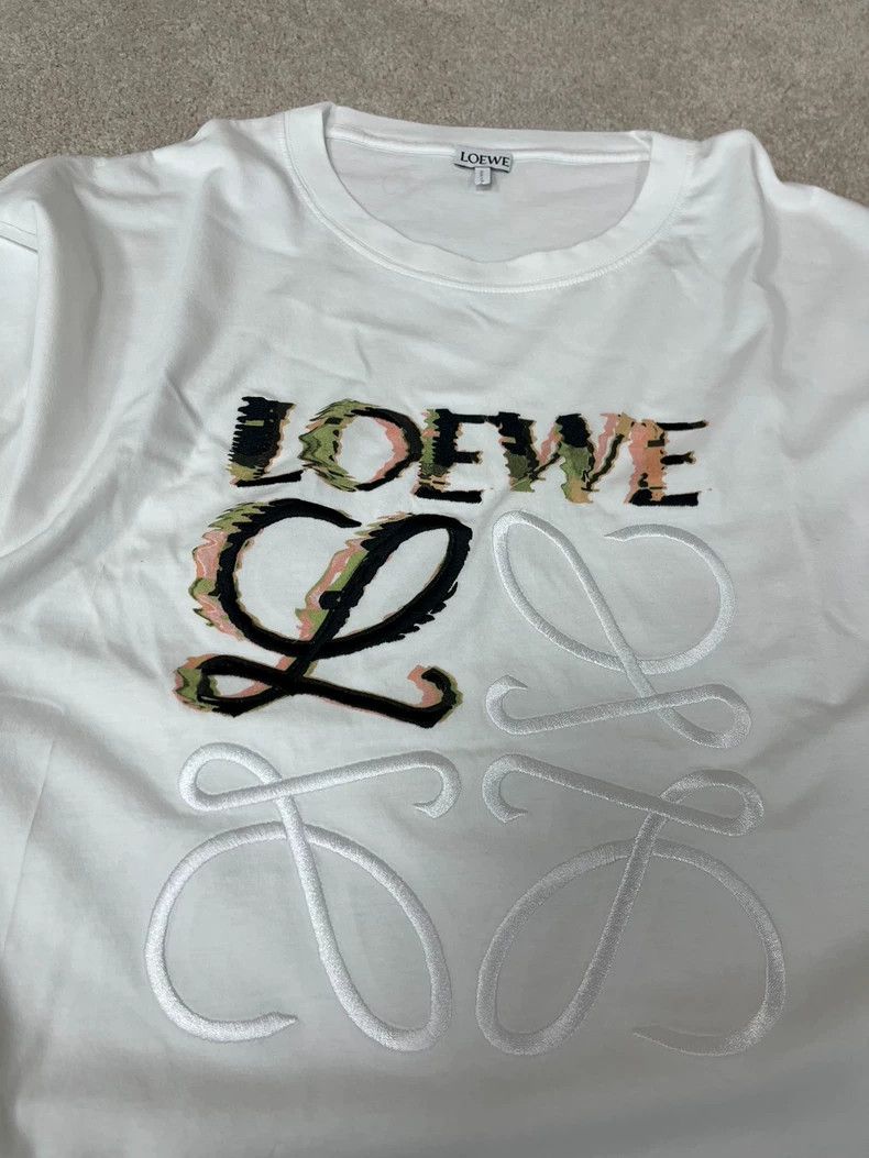 Loewe LOEWE Embroidered large Logo phantom short sleeve Size XL / US 12-14 / IT 48-50 - 2 Thumbnail