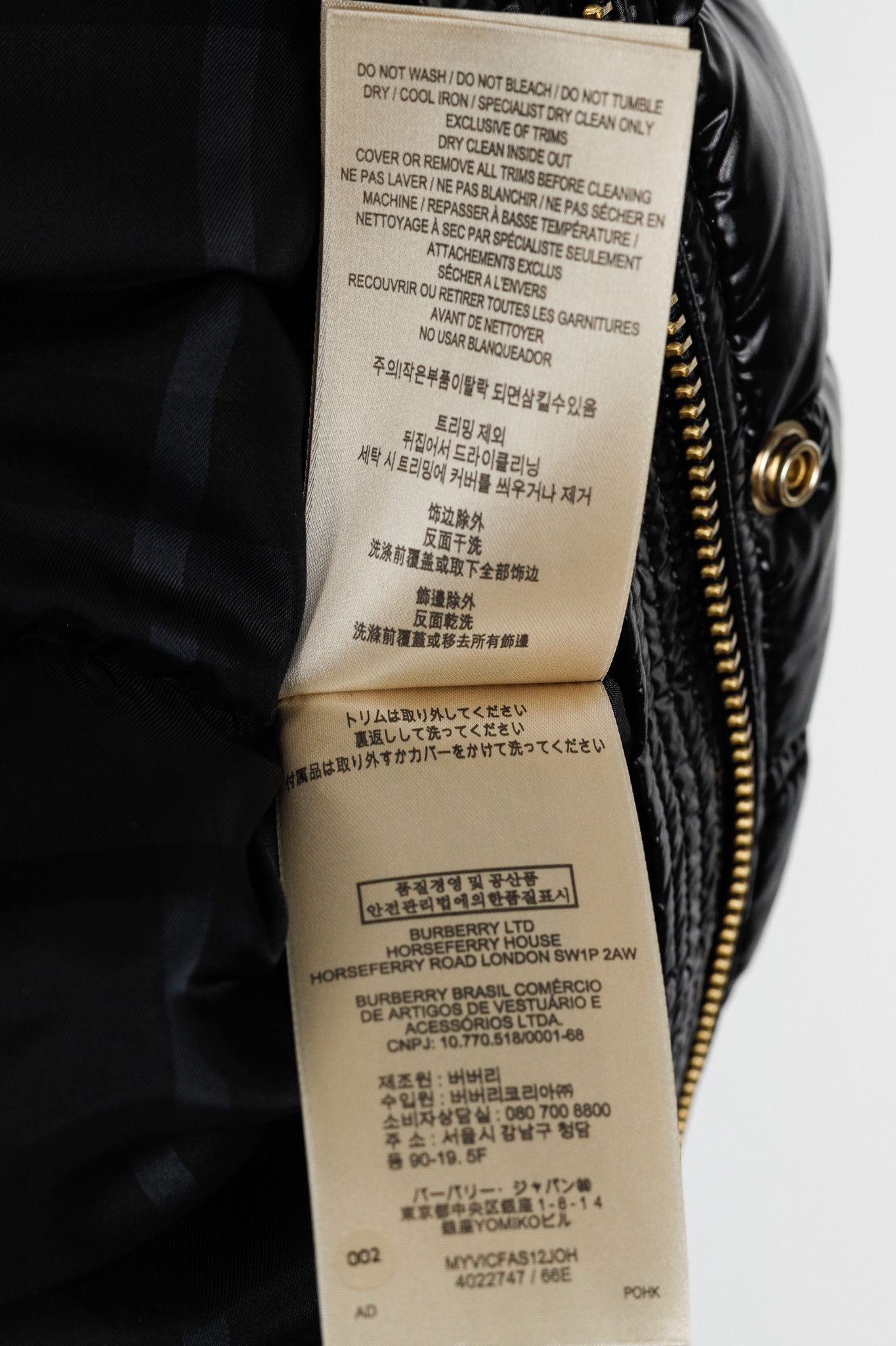 Burberry Burberry Willowbank Black Fur-Trim Hooded Belted Puffer Vest Size S / US 4 / IT 40 - 15 Thumbnail