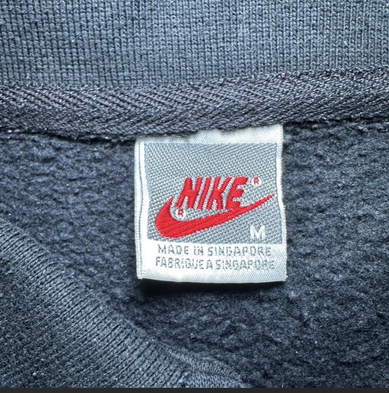 Nike Vintage nike crewneck Size US M / EU 48-50 / 2 - 4 Thumbnail