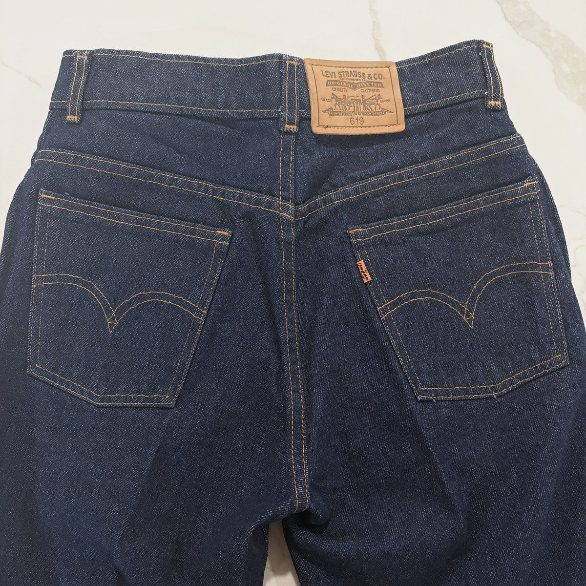 Levi's × Vintage Vintage 80s Levi’s 619 🇨🇦 Slim Straight Size US 28 / EU 44 - 2 Thumbnail