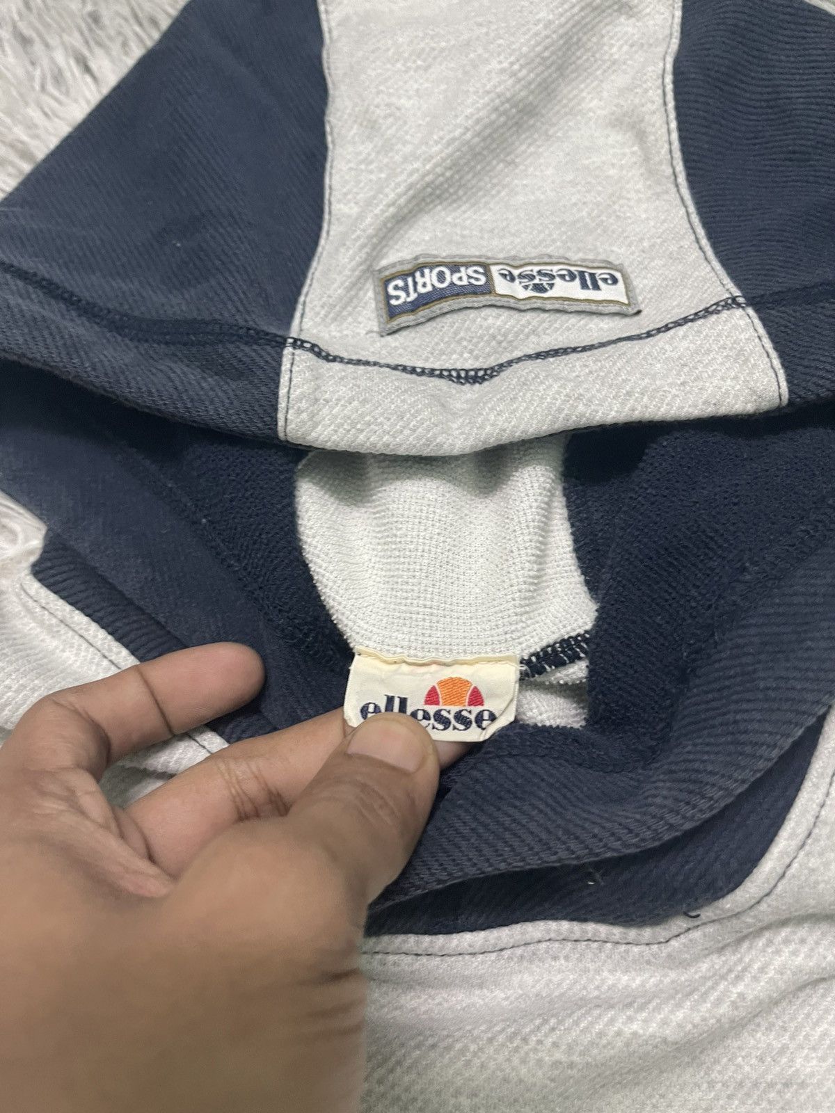 Ellesse 90s ELLESE HOODIE BIG LOGO OG STYLE DESIGN Size US L / EU 52-54 / 3 - 11 Thumbnail