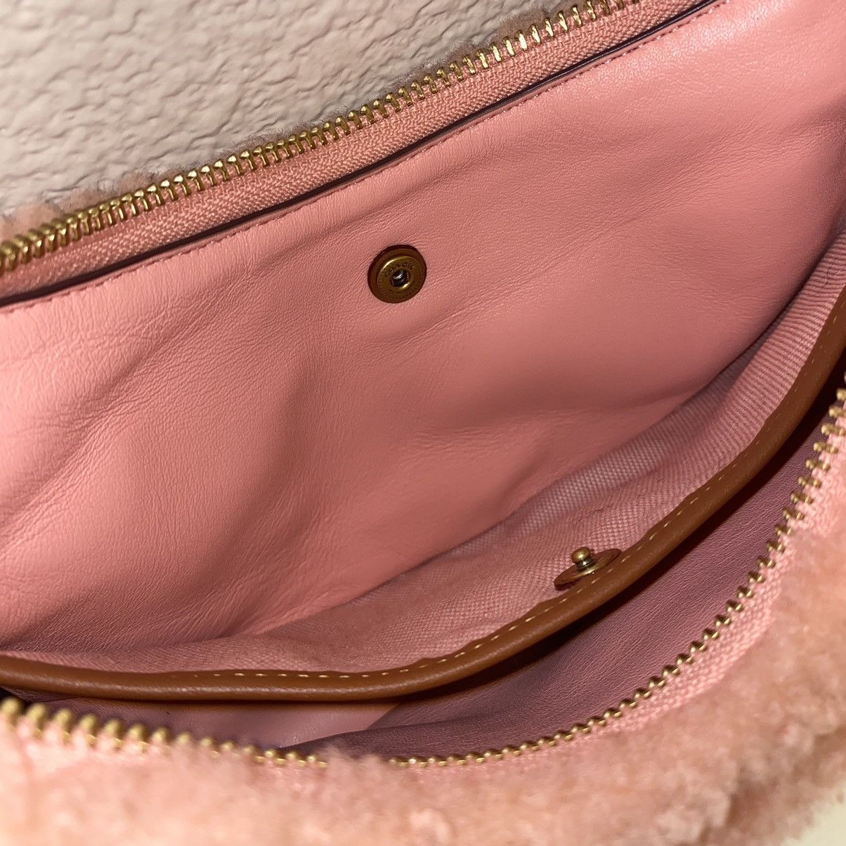 Coach Coach pink/multicolor shearling crescent bag Size ONE SIZE - 7 Thumbnail