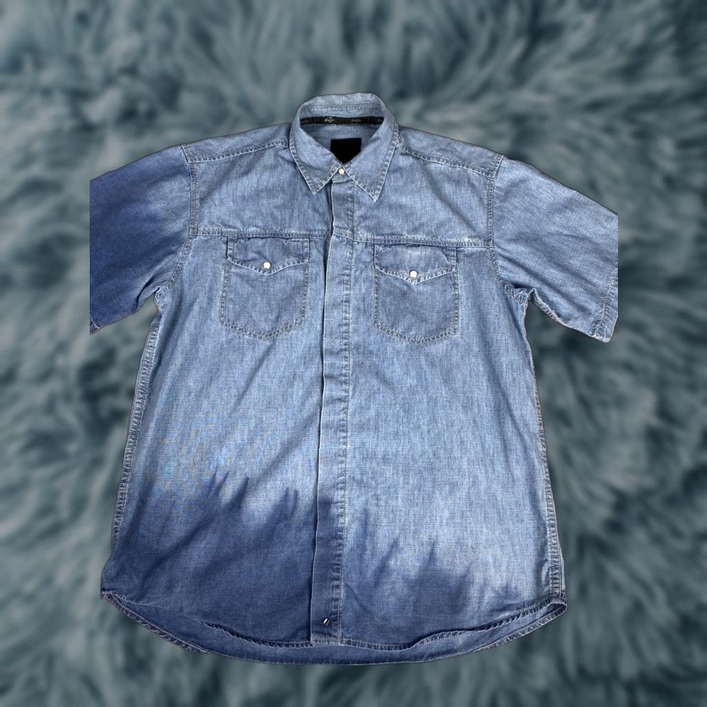Sean John VINTAGE Sean John Denim Jean Shirt Short Sleeve XL Mens Blue Button Snap Shirt Size US XL / EU 56 / 4 - 1 Thumbnail