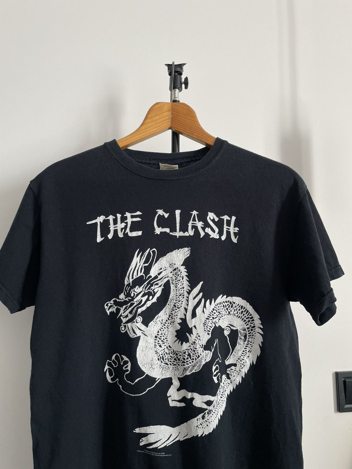 Band Tees Vintage The Clash Dragon 00’s Band T-Shirt Japanese RARE Size US M / EU 48-50 / 2 - 2 Thumbnail