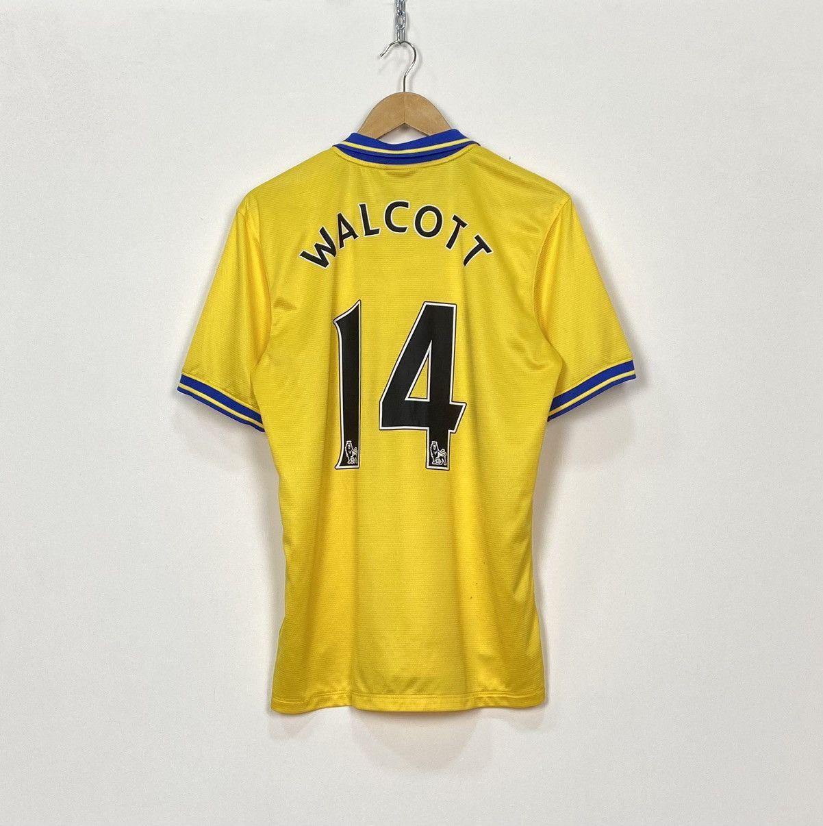 Vintage Arsenal 2013 2014 Away Jersey Shirt Nike #14 Walcott Yellow Size US M / EU 48-50 / 2 - 14 Thumbnail