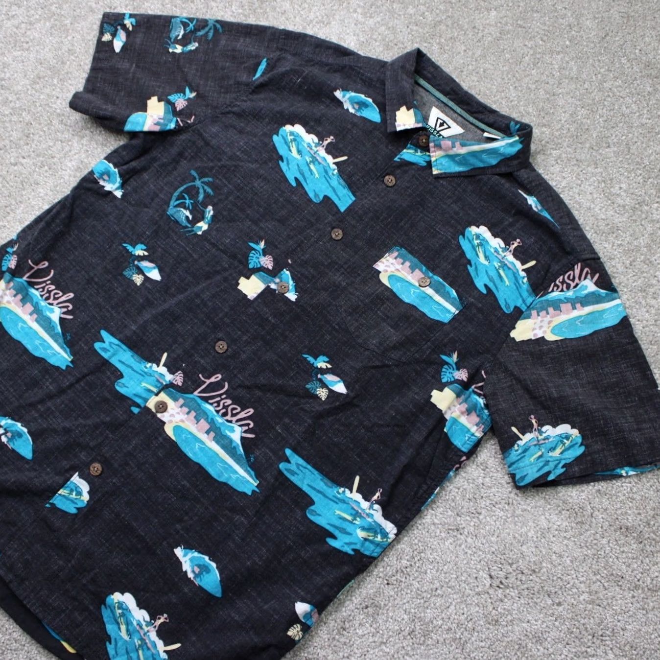 Vissla Vissla Shirt Mens XL Black/Blue Beach Print Cotton/Viscose S/S Button Shirt Size US XL / EU 56 / 4 - 3 Thumbnail