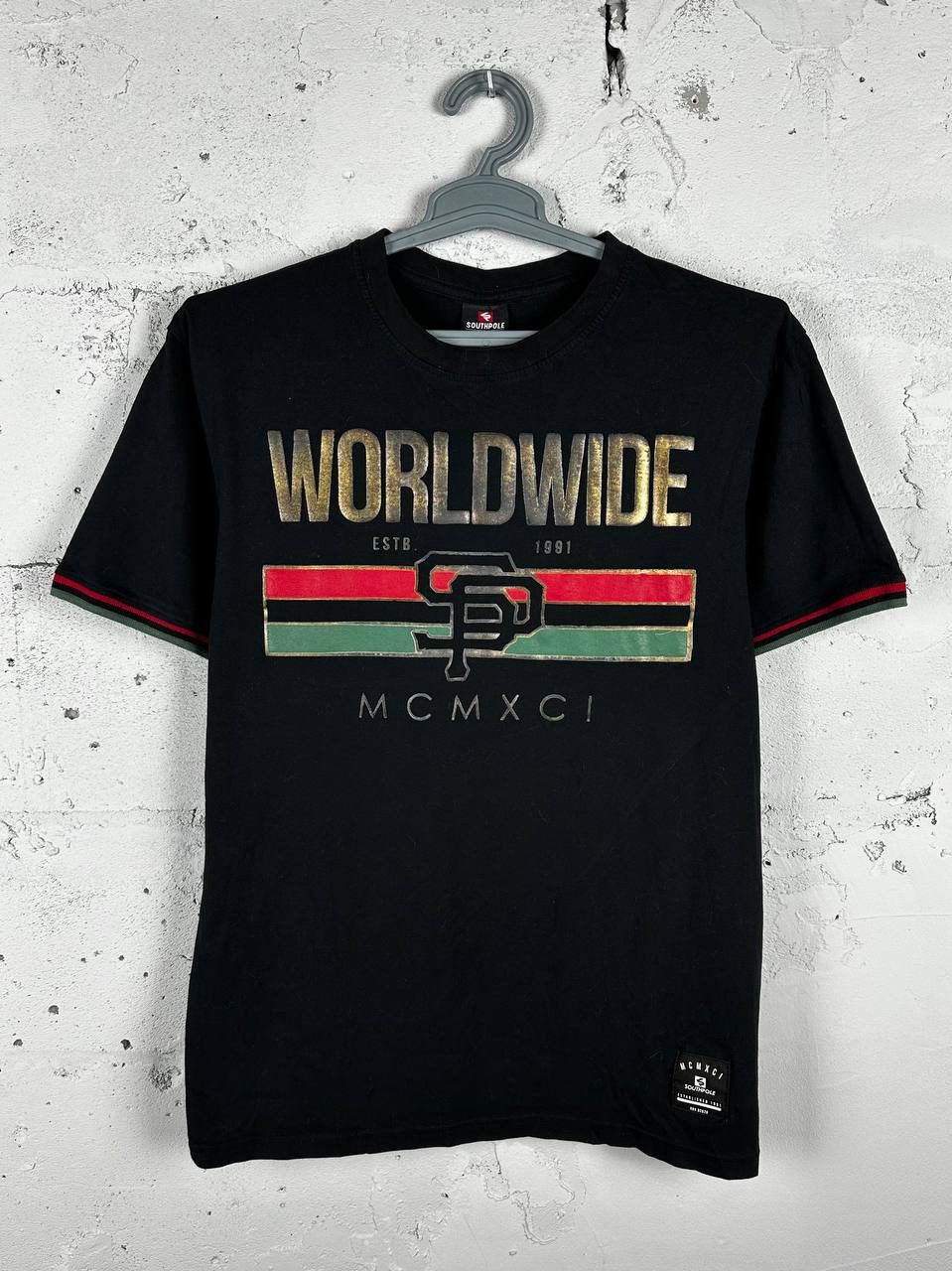 Southpole × Vintage Vintage Southpole Y2K Hype Skate Style T-shirt Size L Size US L / EU 52-54 / 3 - 1 Thumbnail