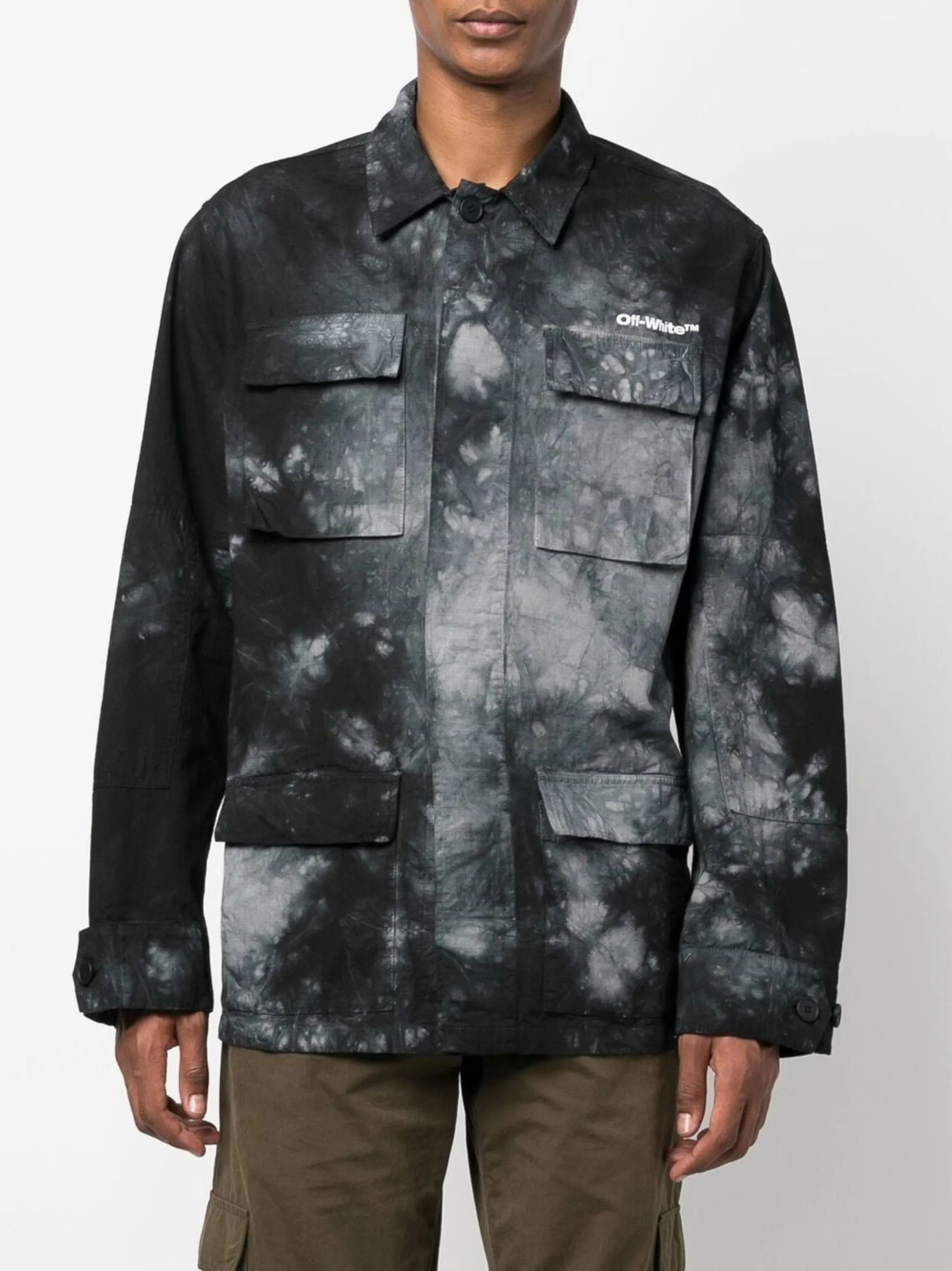 Off-White o1y0325 Logo Patterned Shirt in Grey/Black Size US M / EU 48-50 / 2 - 3 Thumbnail