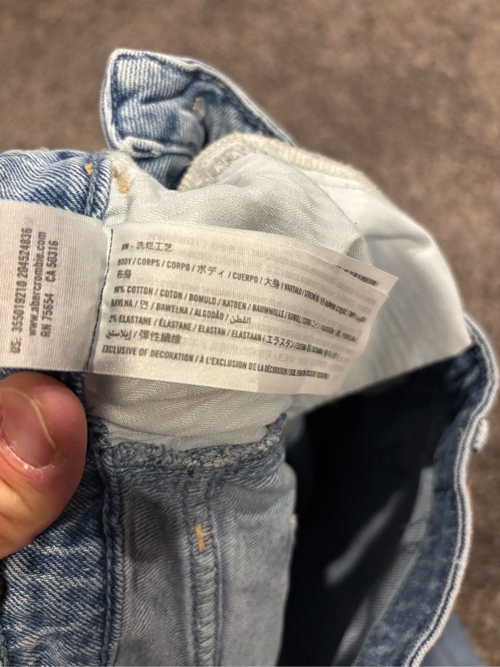 Hollister Hollister Ultra High-Rise Mom Smile Print Jeans Size 24" / US 00 / IT 34 - 4 Thumbnail