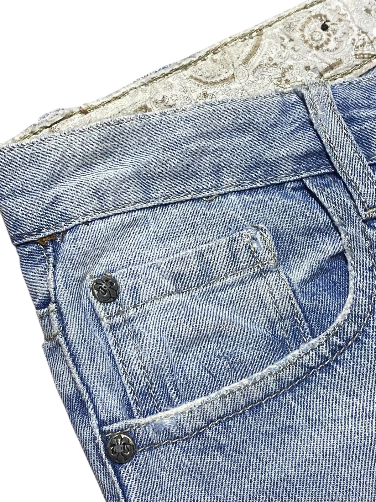 Other Short Jeans Light Wash Distressed Denim Size US 31 - 7 Thumbnail