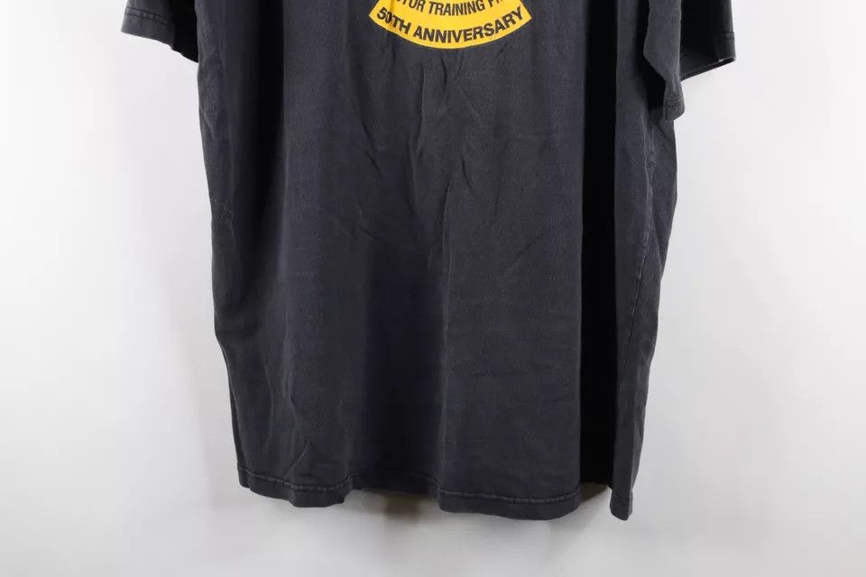 Vintage Vintage Y2K 2003 Pipefitters Short Sleeve T-Shirt Black USA Size US XL / EU 56 / 4 - 9 Thumbnail