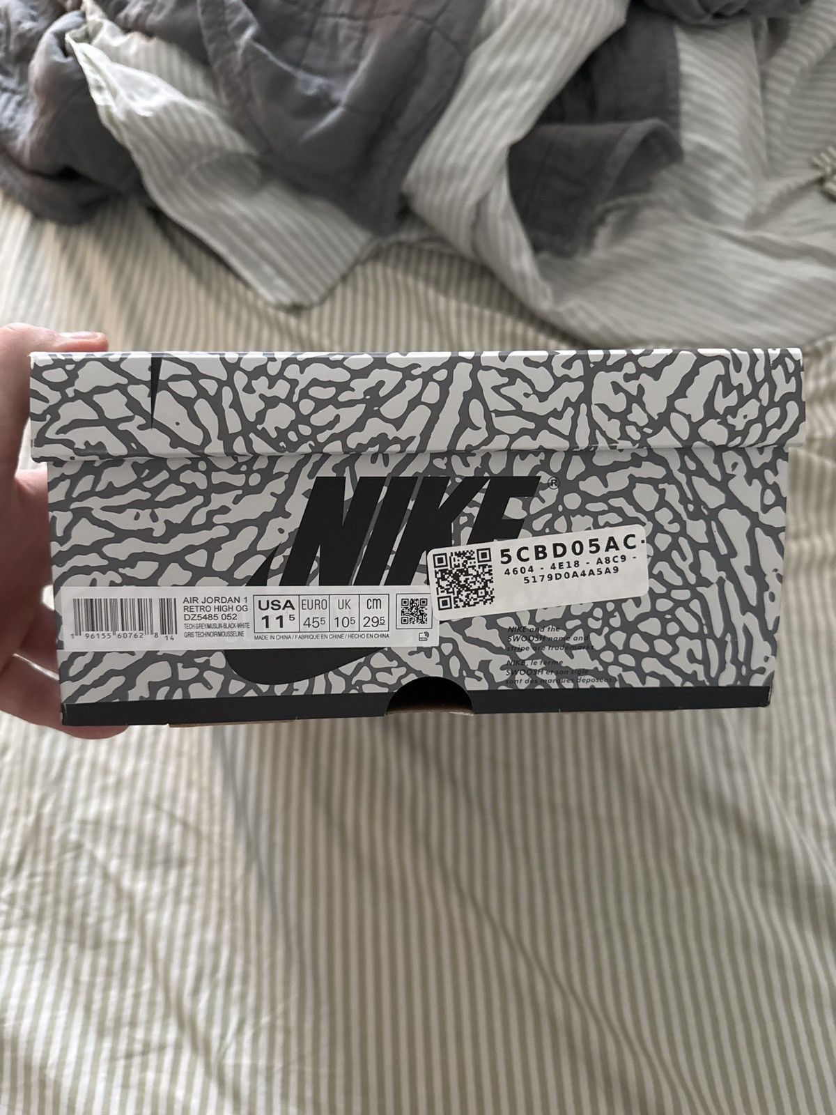 Jordan Brand Air Jordan 1 White Cement Size US 11.5 / EU 44-45 - 7 Thumbnail
