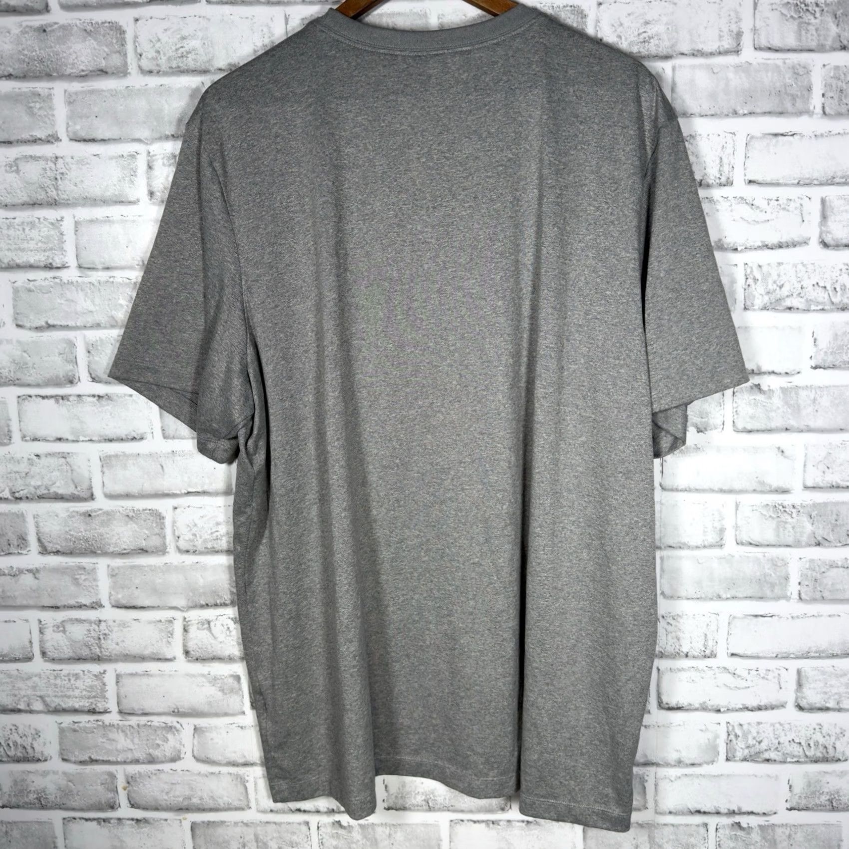 Nike VINTAGE The Nike Tee Gray Basketball Graphic Casual Tee Mens Size XXL Size US XXL / EU 58 / 5 - 5 Thumbnail