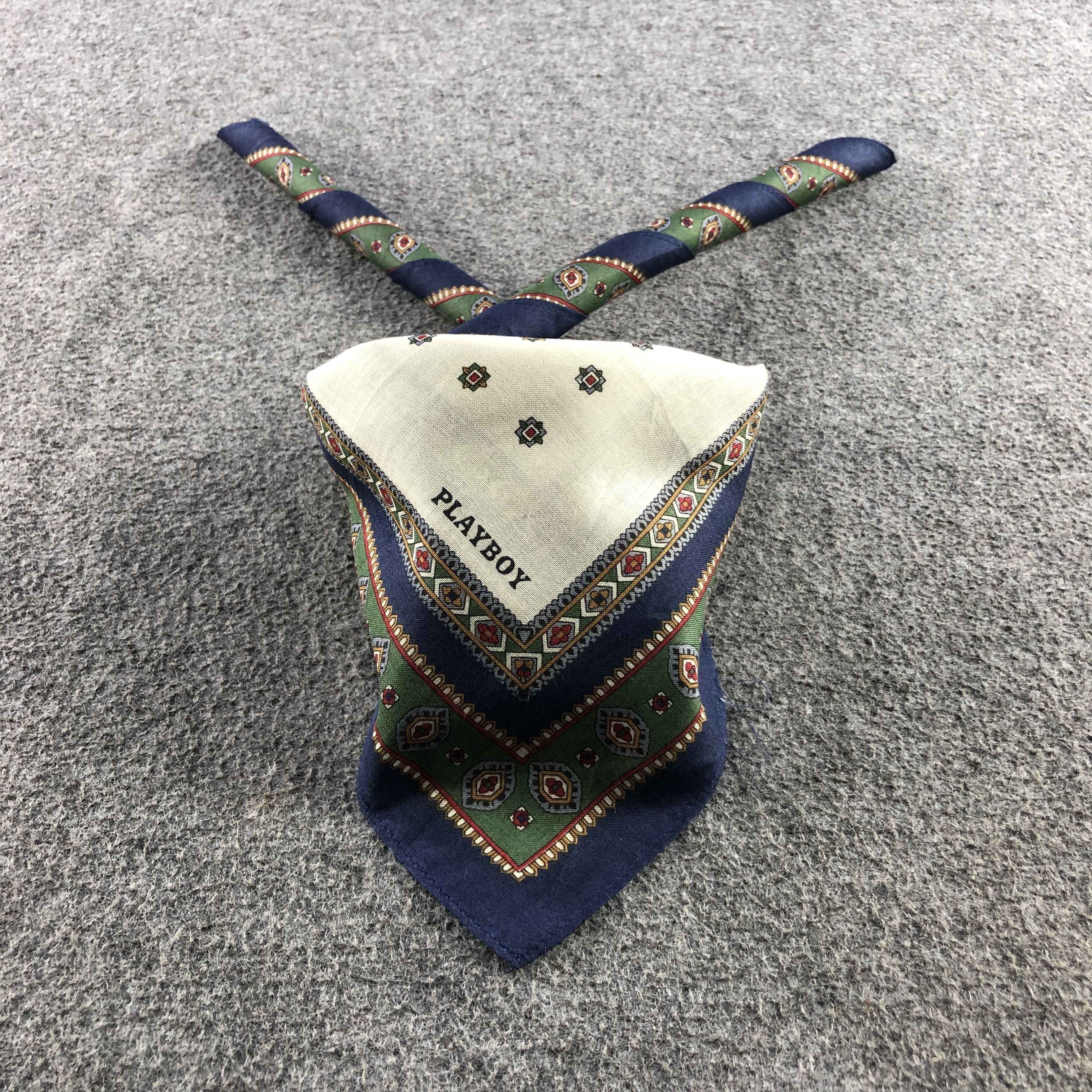 Playboy × Vintage Playboy Handkerchief Neckerchief Bandana H2433 Size ONE SIZE - 1 Thumbnail