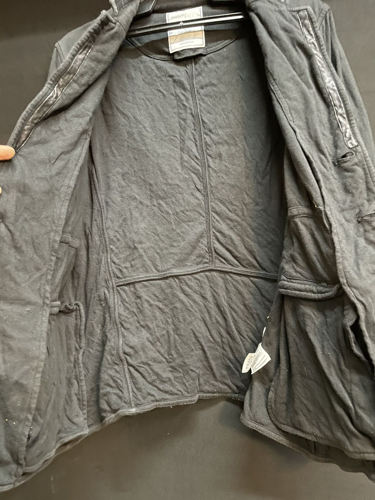 Jun Takahashi × Undercover × Uniqlo Authentic UNIQLO X JUN TAKASHI X UMDERCOVER sweater Size US L / EU 52-54 / 3 - 6 Thumbnail