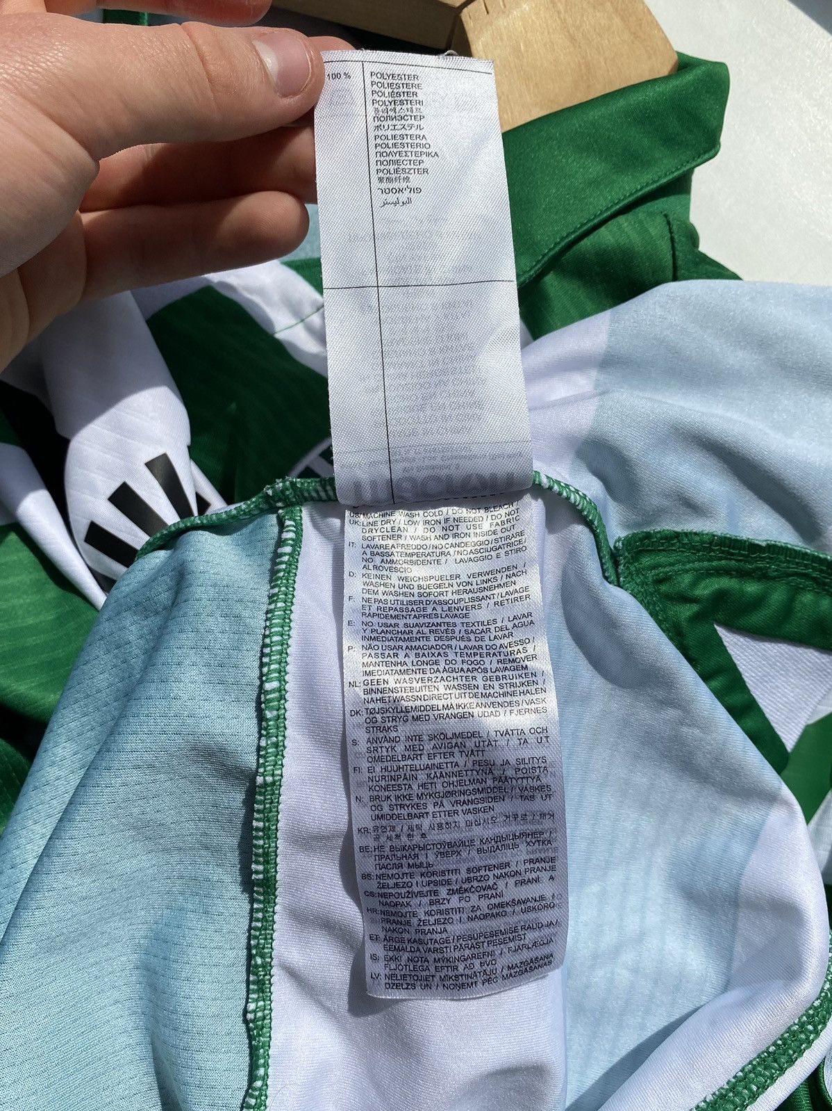 Macron 2016/17 MACRON Sporting Clube de Portugal Home Soccer Jersey Size US L / EU 52-54 / 3 - 8 Thumbnail