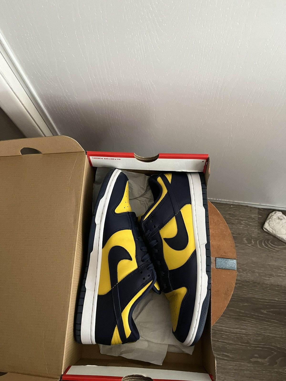 Nike Size 8.5 - Nike Dunk Low Michigan 2021 Size US 8.5 / EU 41-42 - 3 Thumbnail