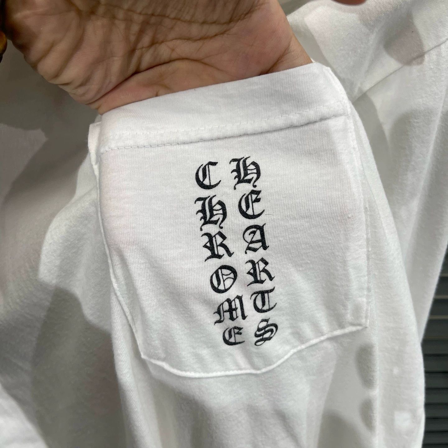 Chrome Hearts Chrome Hearts White Back Pink Sanskrit Print LS Size US M / EU 48-50 / 2 - 4 Thumbnail