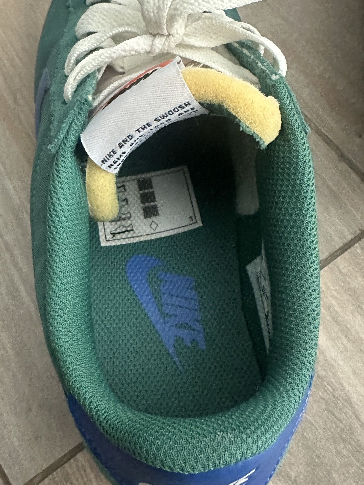 Nike Nike Cortez Nylon (Green/Blue) Size US 7.5 / IT 37.5 - 7 Thumbnail