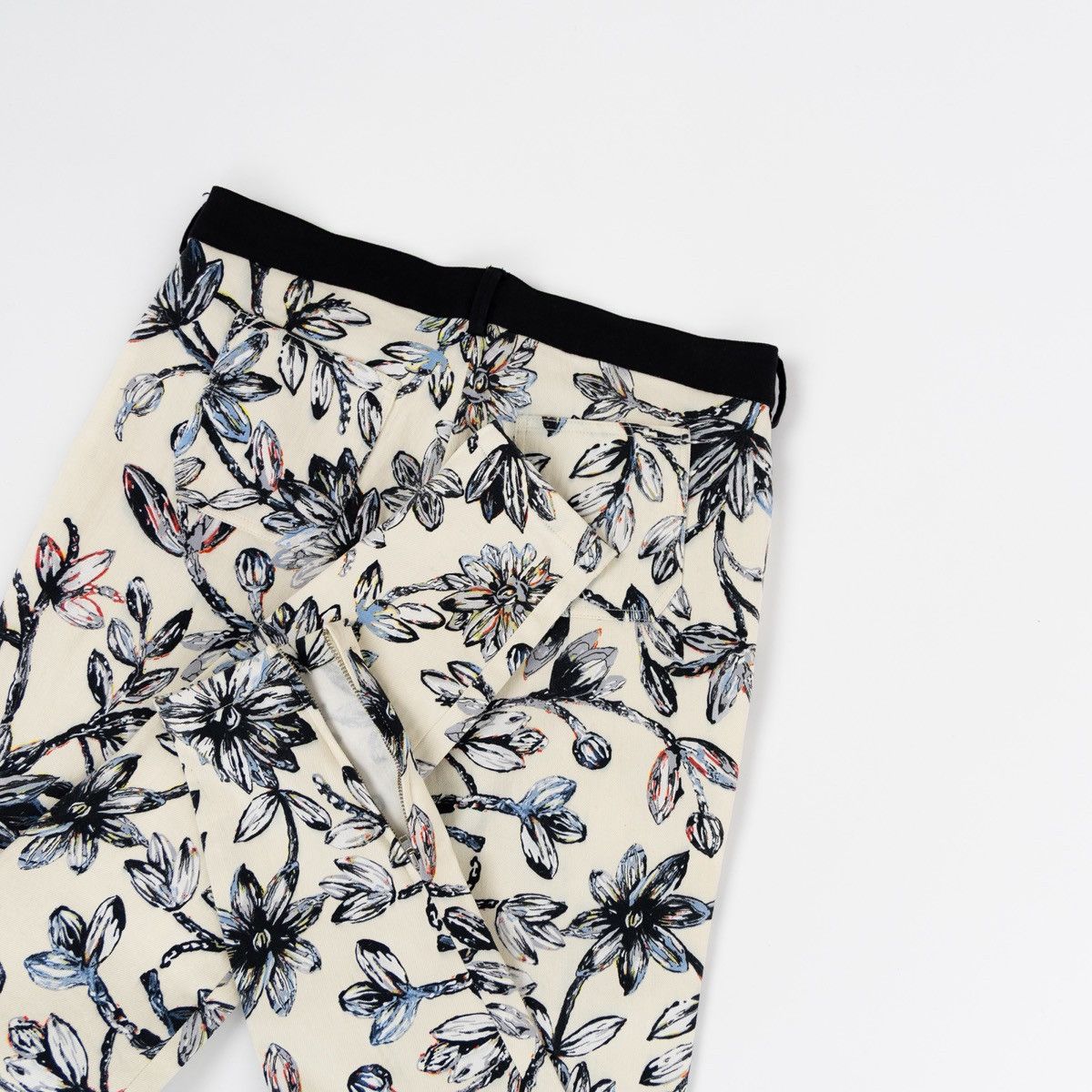 Balenciaga Balenciaga Floral Pants Cream Slim Fit Designer Trousers Size 30" / US 8 / IT 44 - 4 Thumbnail