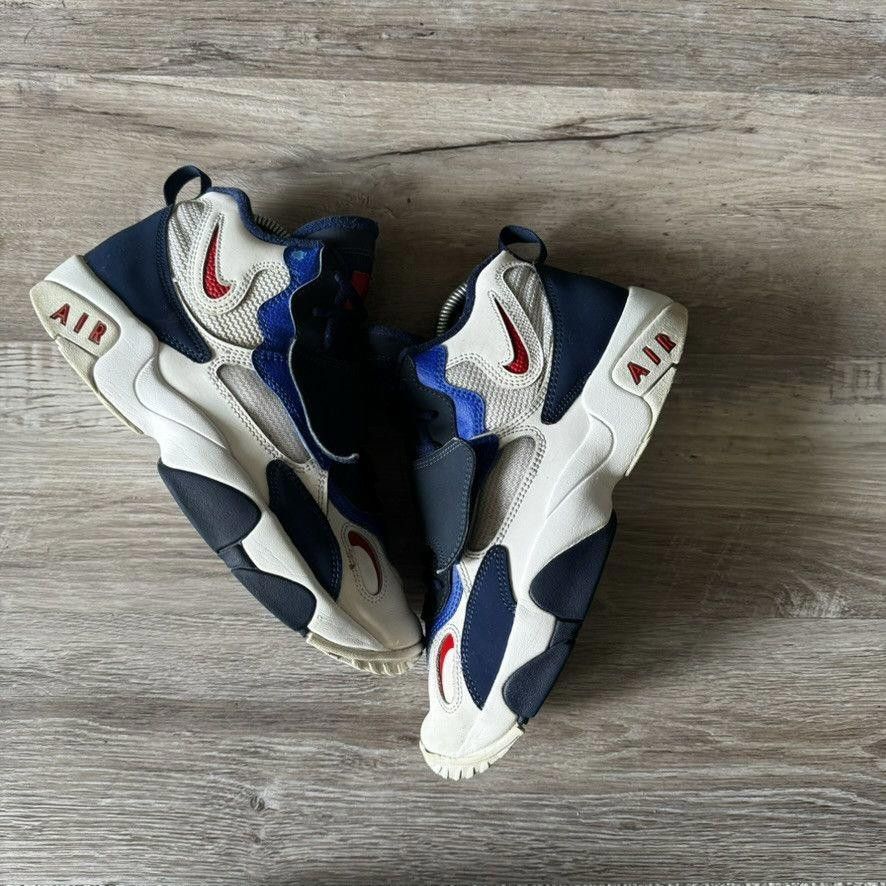 Nike NIKE • Air Max Speed Turf GS Void (7M) Size US 7 / EU 40 - 9 Thumbnail