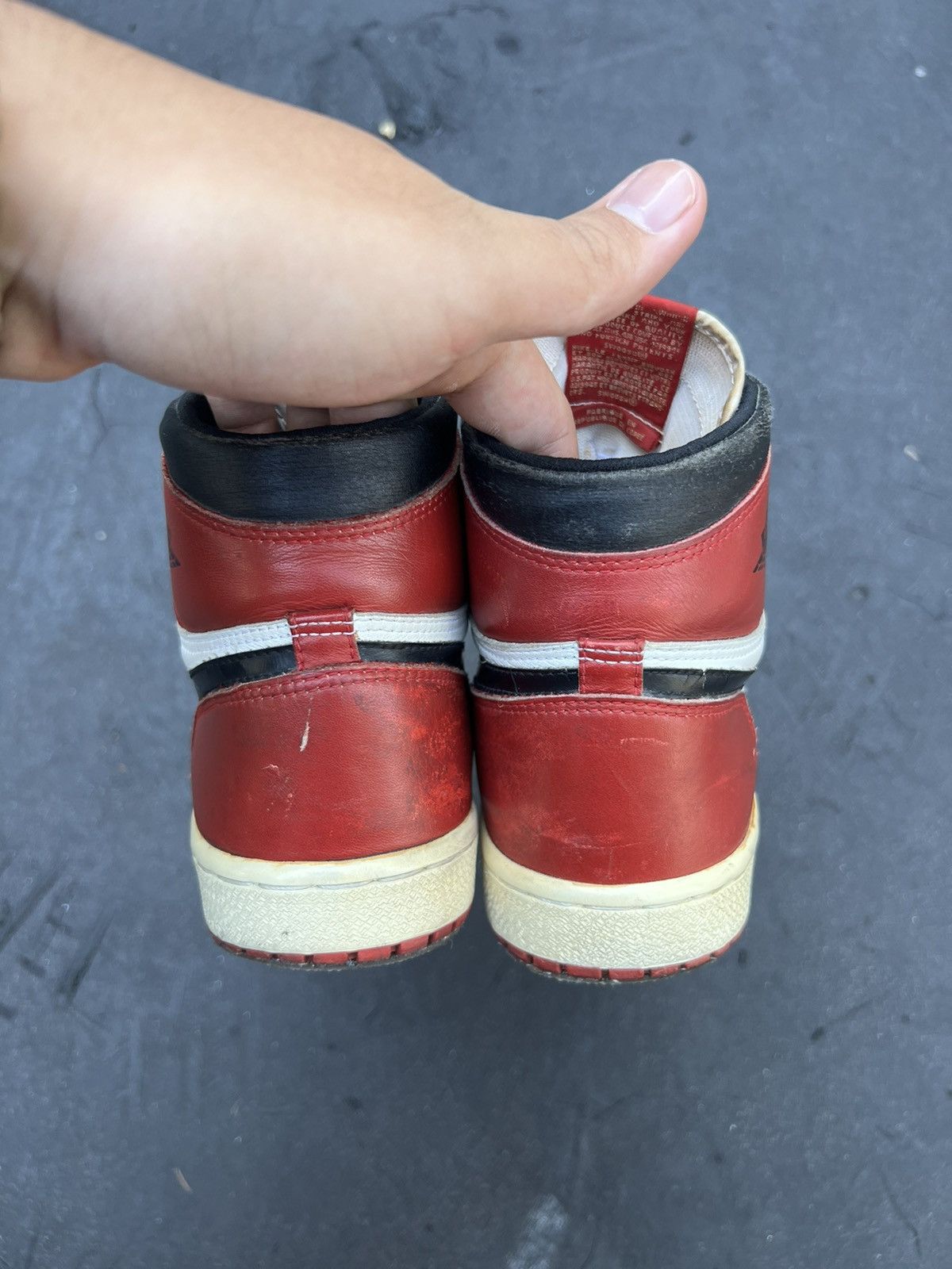 Jordan Brand Jordan 1 OG 1985 Chicago Size US 9.5 / EU 42-43 - 5 Thumbnail