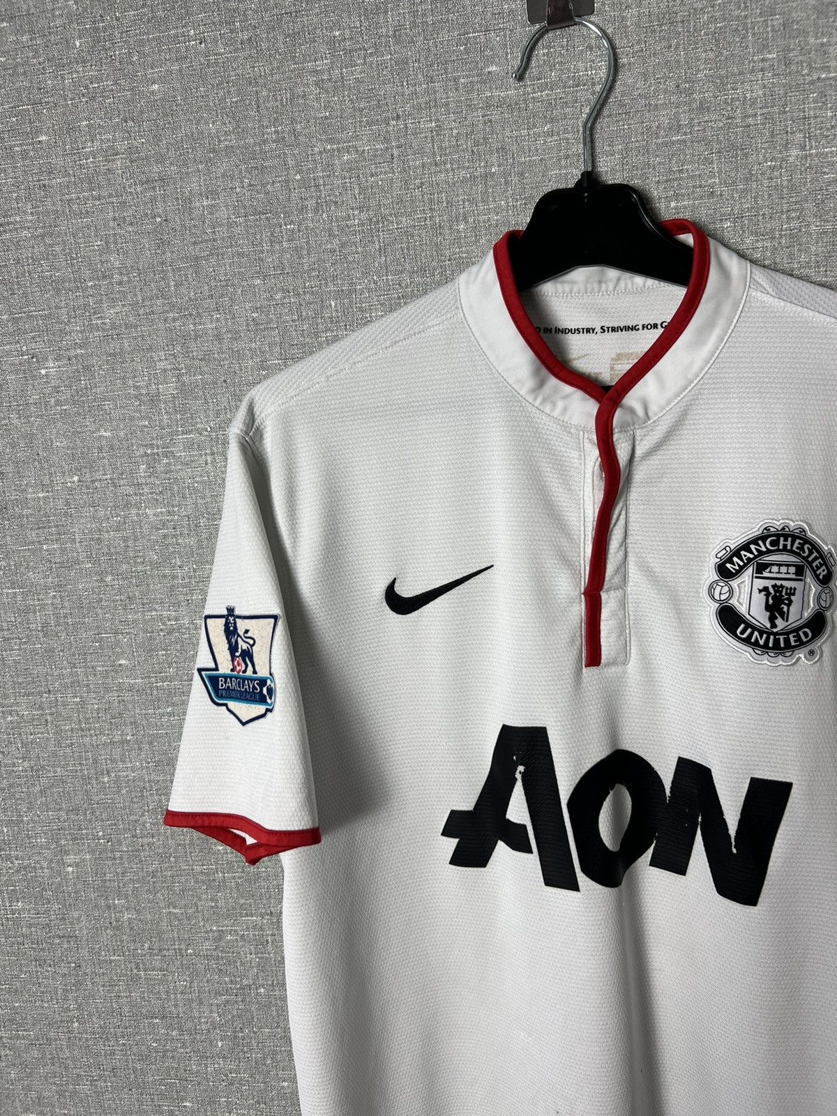 Nike Nike Manchester United 2012 /2013 #20 V. Persie Jersey Shirt Size US M / EU 48-50 / 2 - 10 Thumbnail