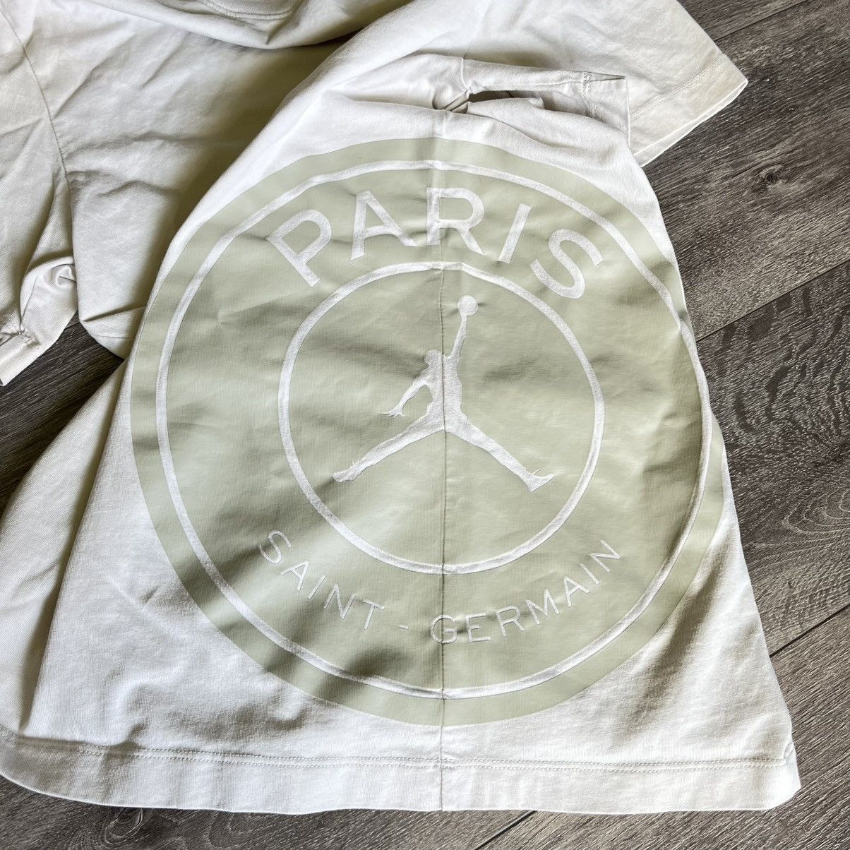 Jordan Brand × Vintage Jordan x Paris Saint-Germain Football Club FC Light Bone Tee Size US S / EU 44-46 / 1 - 5 Thumbnail