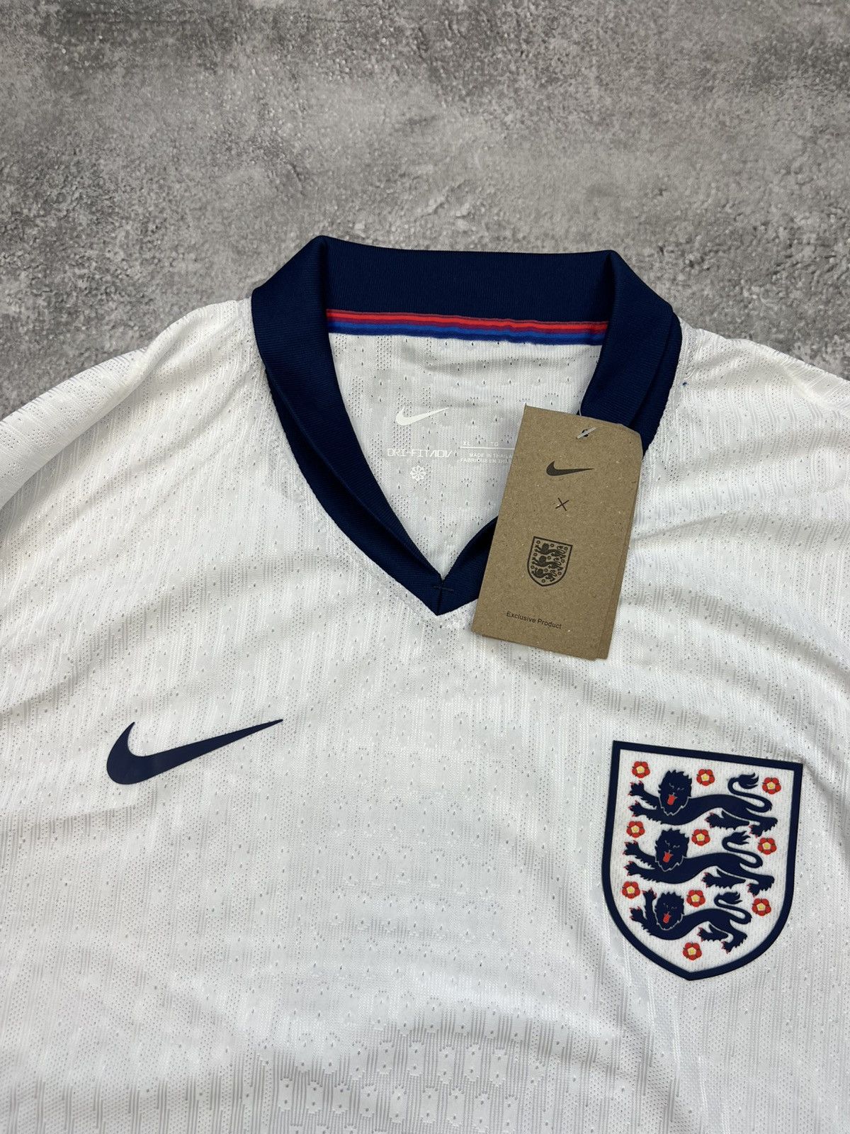 Nike NWT Nike Engalnd 2024 Home Kit Soccer Jersey Football Shirt Size US XL / EU 56 / 4 - 3 Thumbnail