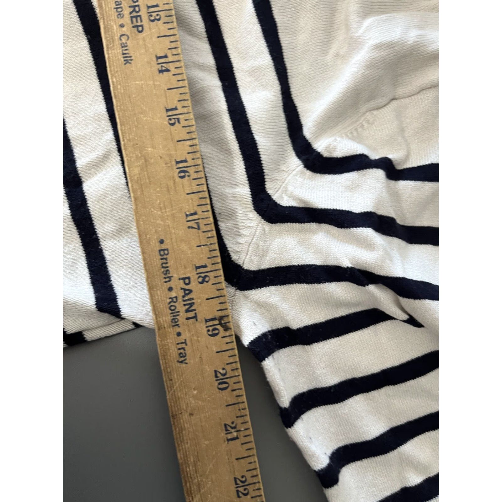 H&M H&M Womens Sweater Crew Neck Striped Lightweight Pullover Cream Black L Adult Women Size L / US 10 / IT 46 - 5 Thumbnail