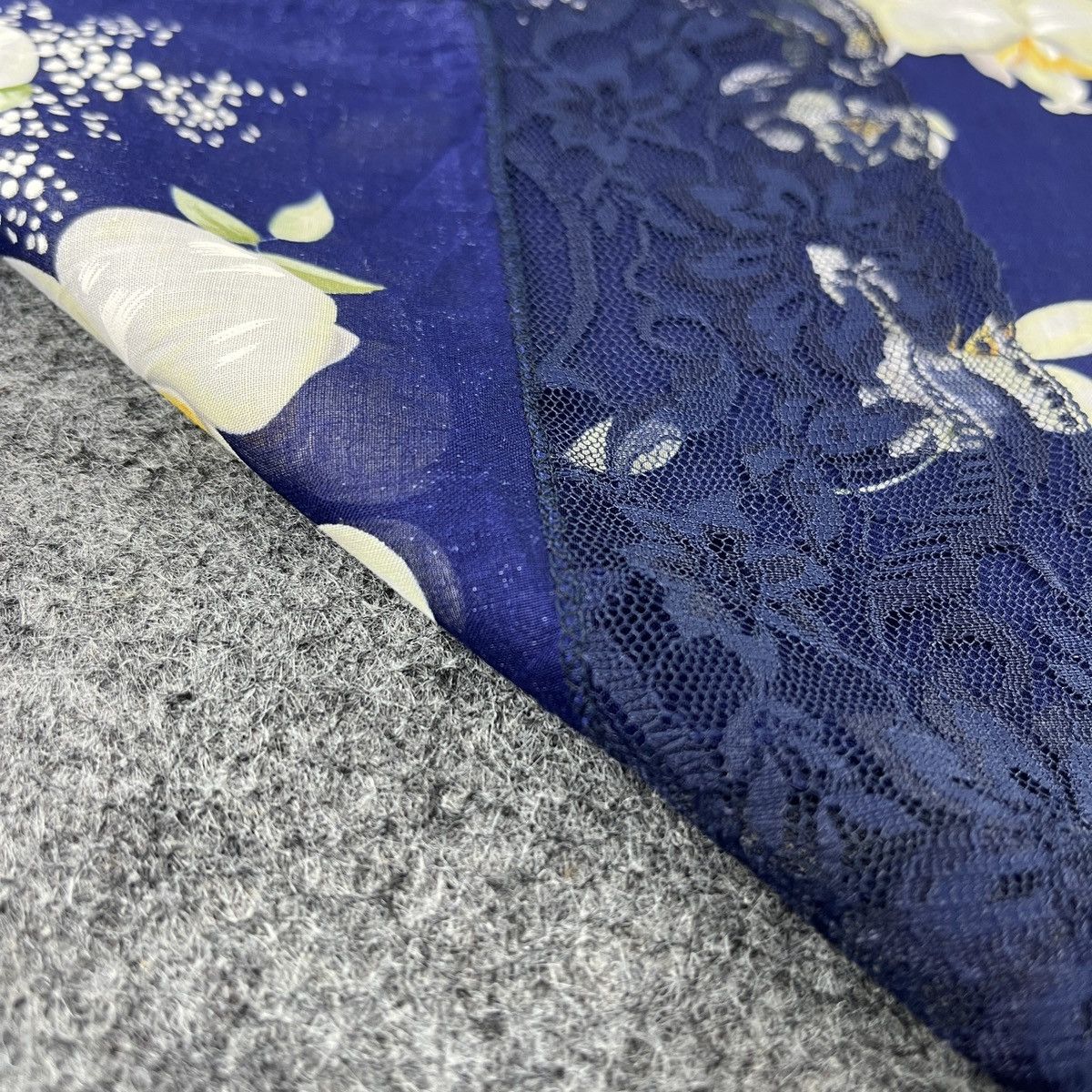 Hanae Mori × Japanese Brand Hanae Mori Bandana / Handkerchief / Neckerchief B101 Size ONE SIZE - 11 Thumbnail