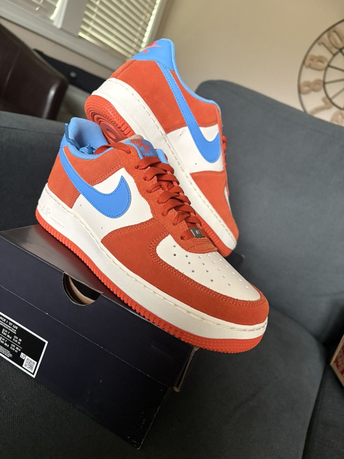 Nike Nike Air Force 1 '07 LV8 "Safety Orange University Blue" Size US 8 / EU 41 - 4 Thumbnail